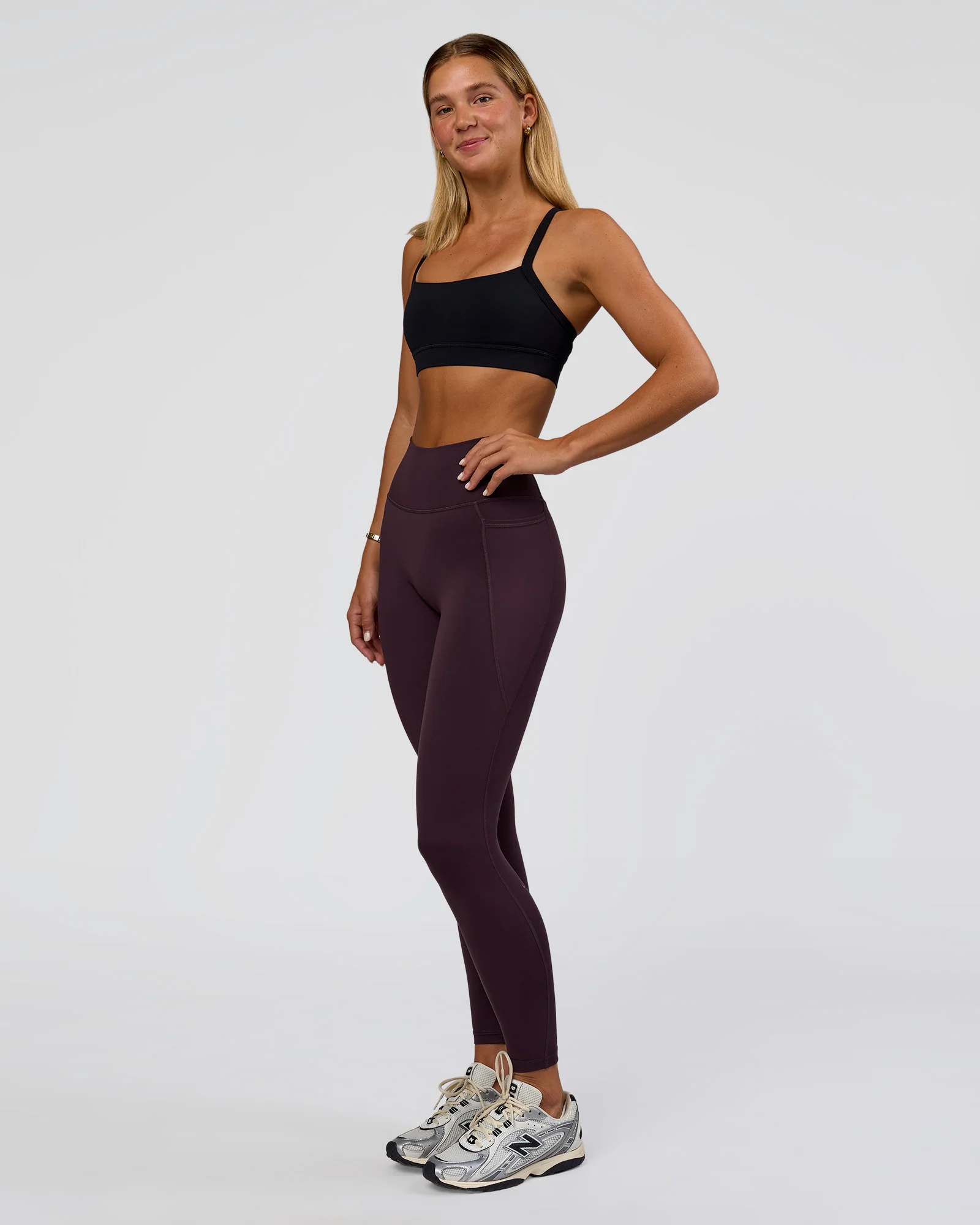13863-fusion-ultra-high-rise-full-length-legging-pockets-midnight-plum-6.webp Fusion Ultra High-Rise Full Length Legging Pockets - Midnight Plum