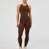 139-flow-performance-tank-2.0-hot-chocolate-5.webp Flow Performance Tank 2.0 - Hot Chocolate