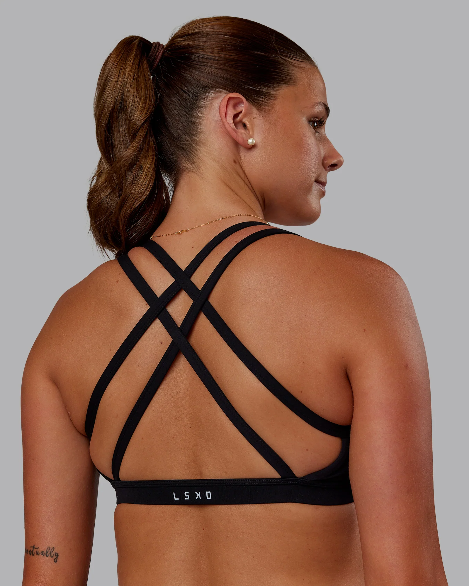 13924-velocity-sports-bra-black-2.webp Velocity Sports Bra - Black