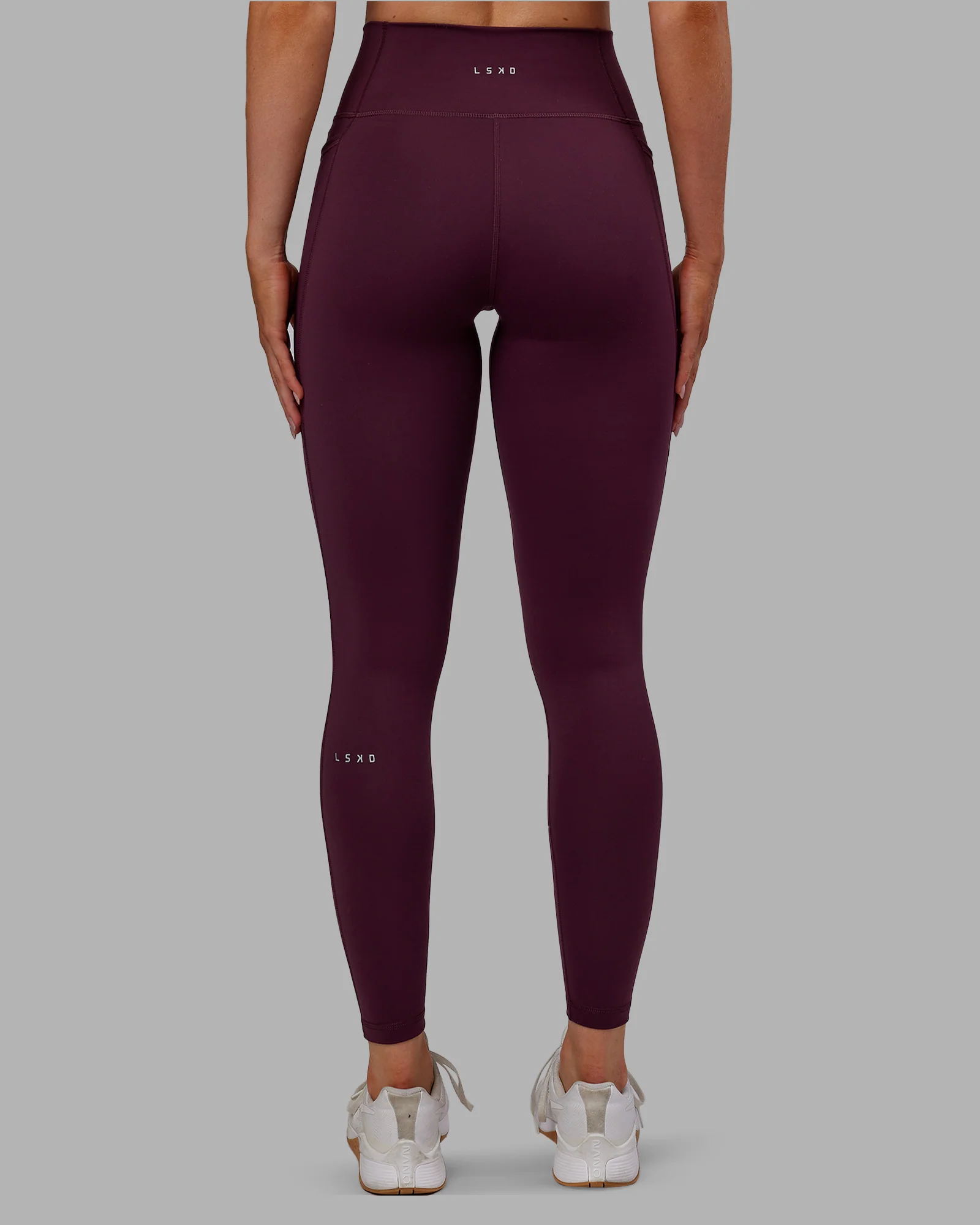 13969-fusion-ultra-high-rise-full-length-legging-pockets-cherry-lacquer-3.webp Fusion Ultra High-Rise Full Length Legging Pockets - Cherry Lacquer