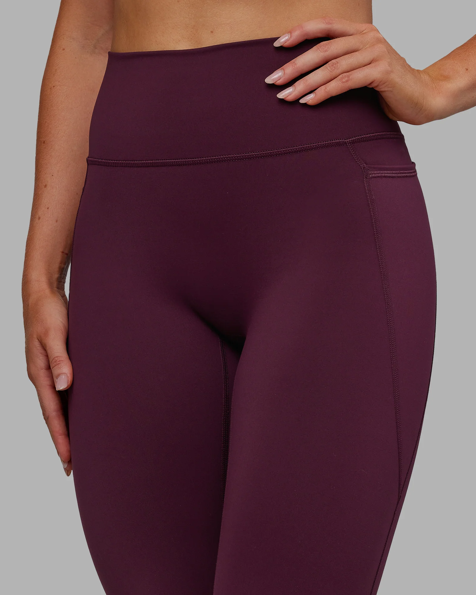 13969-fusion-ultra-high-rise-full-length-legging-pockets-cherry-lacquer-8.webp Fusion Ultra High-Rise Full Length Legging Pockets - Cherry Lacquer