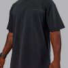 14003-washed-run-club-flxcotton-tee-oversize-black-black-10.jpg Washed RUN CLUB FLXCotton Tee Oversize - Black-Black