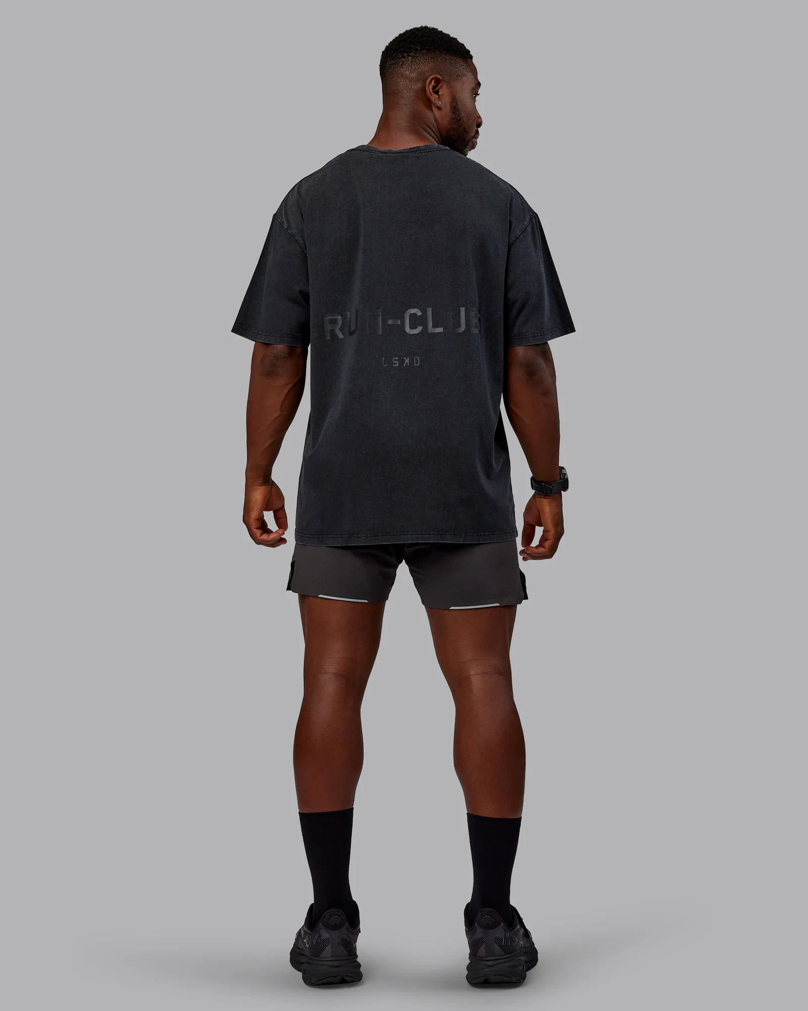14003-washed-run-club-flxcotton-tee-oversize-black-black-12.webp Washed RUN CLUB FLXCotton Tee Oversize - Black-Black