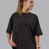14003-washed-run-club-flxcotton-tee-oversize-black-black-3.webp Washed RUN CLUB FLXCotton Tee Oversize - Black-Black