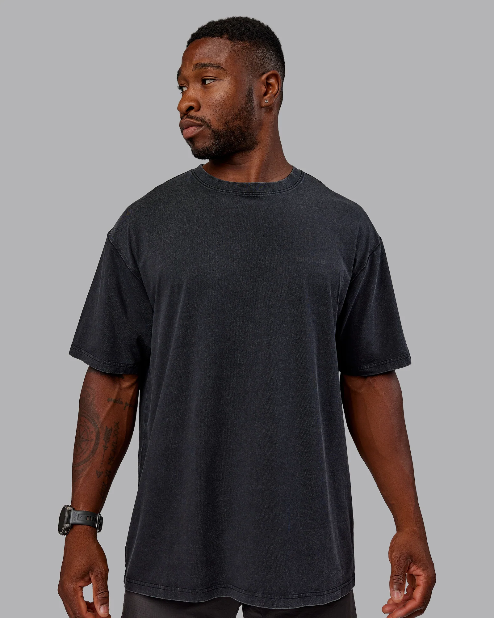 14003-washed-run-club-flxcotton-tee-oversize-black-black-5.webp Washed RUN CLUB FLXCotton Tee Oversize - Black-Black