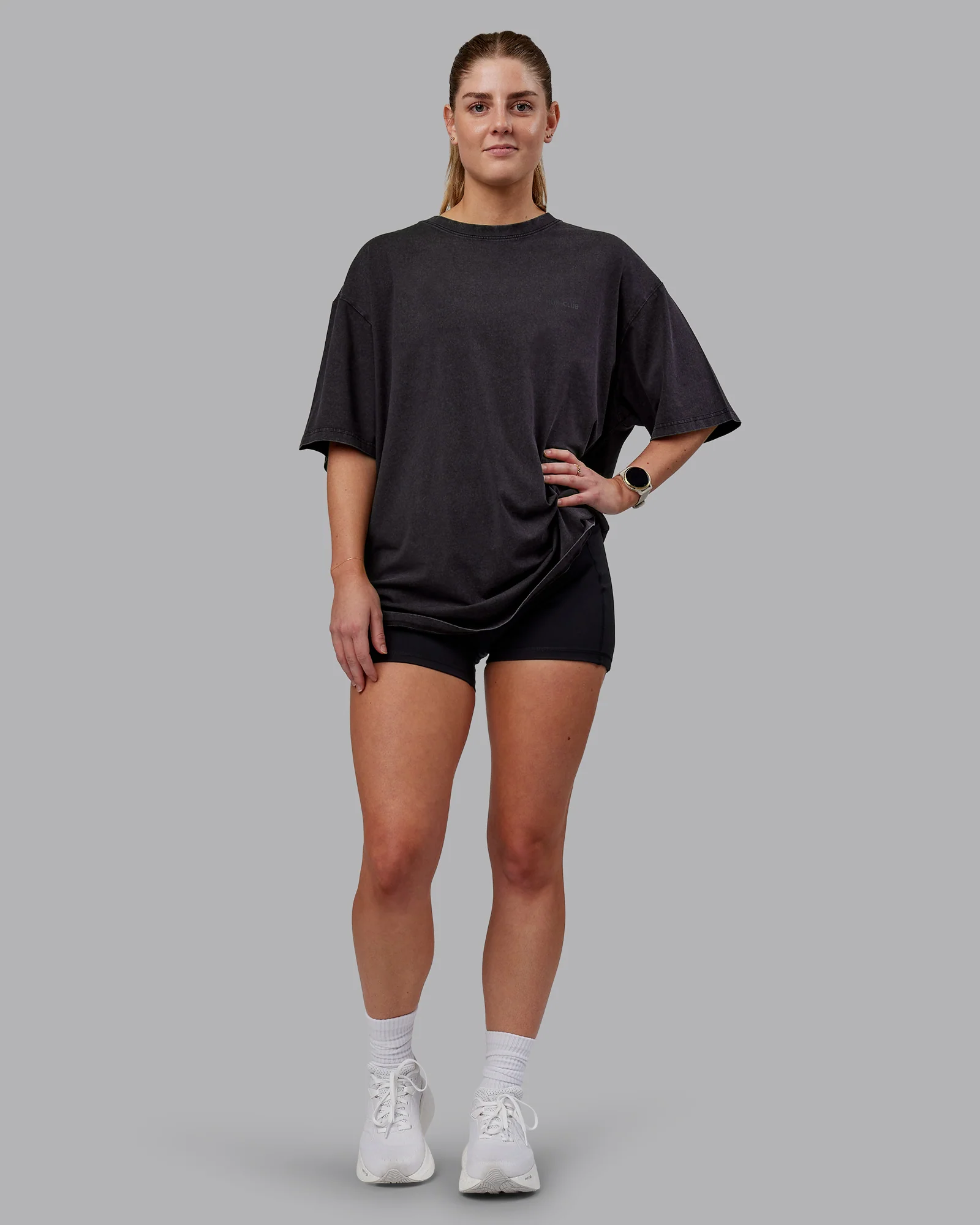 14003-washed-run-club-flxcotton-tee-oversize-black-black-8.webp Washed RUN CLUB FLXCotton Tee Oversize - Black-Black