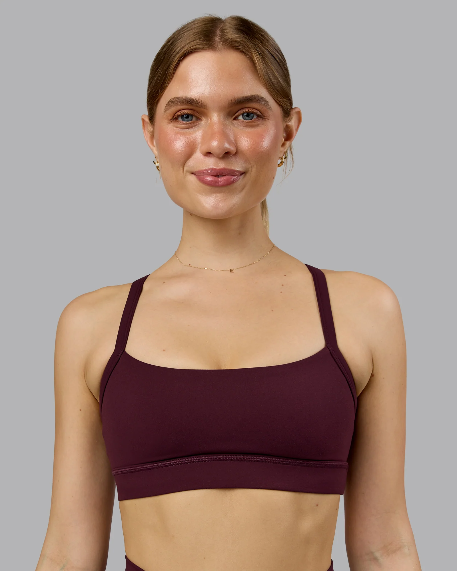 Momentum Sports Bra - Cherry Lacquer