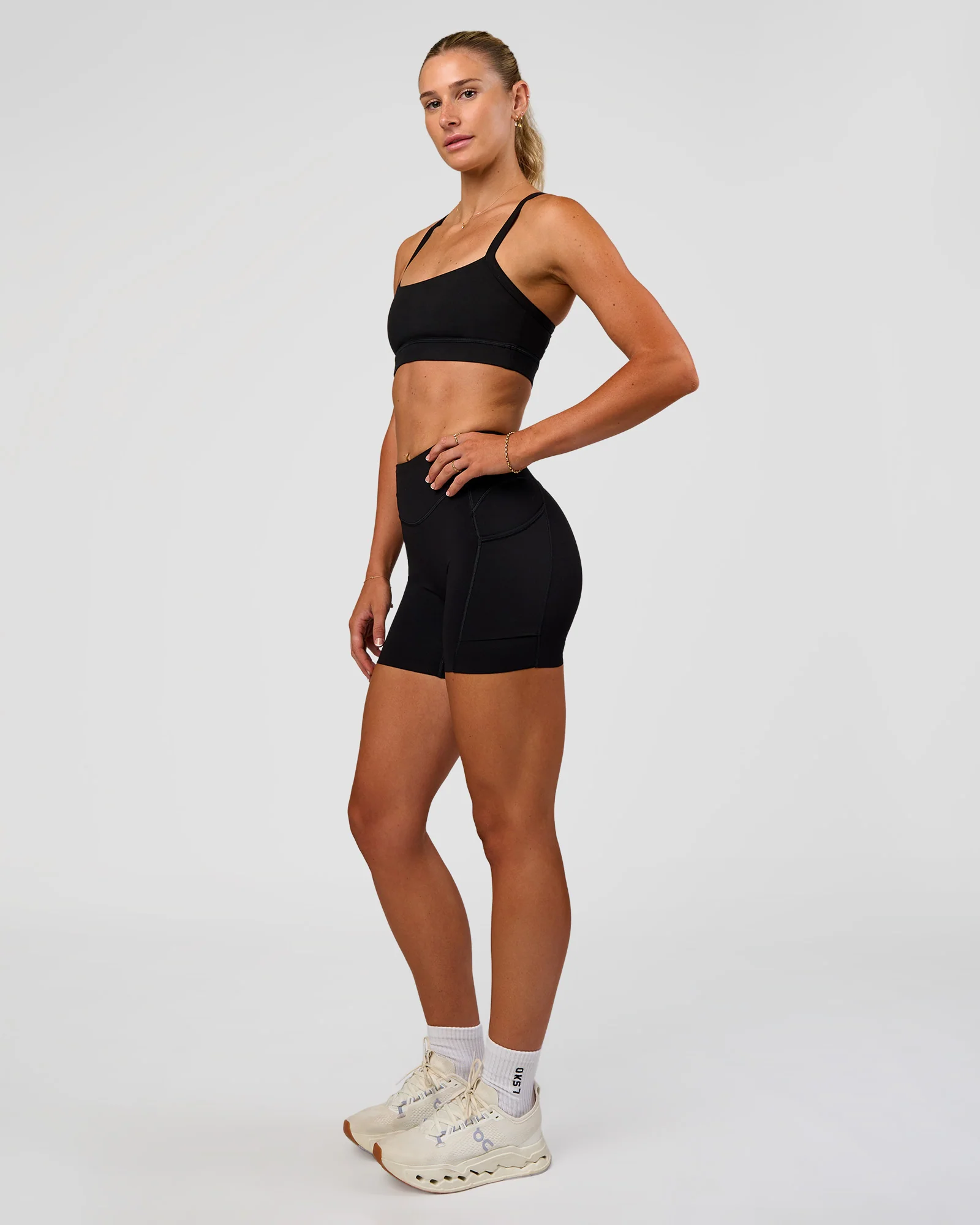 Elite Run High-Rise 5" Short Pockets - Black