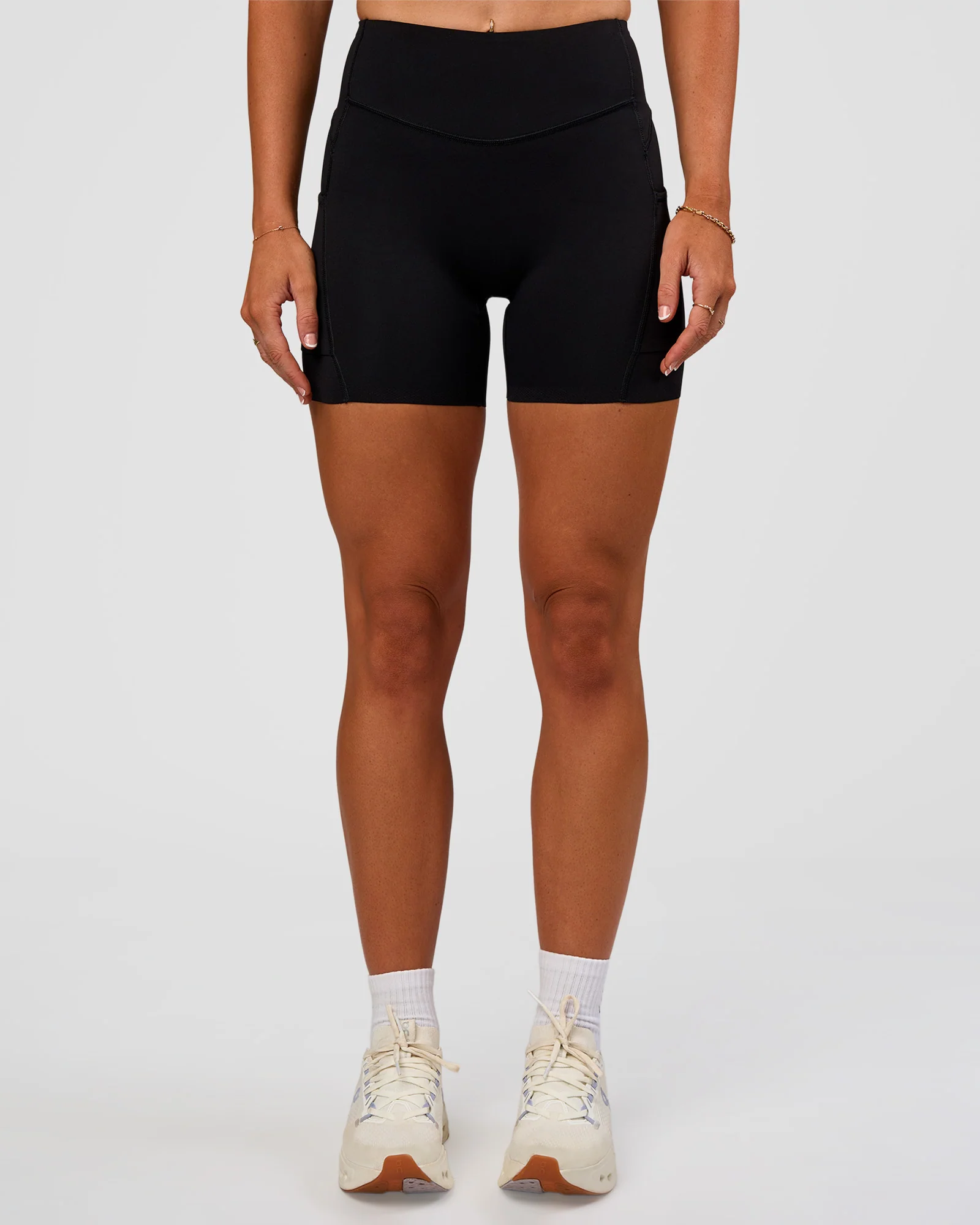 Elite Run High-Rise 5" Short Pockets - Black