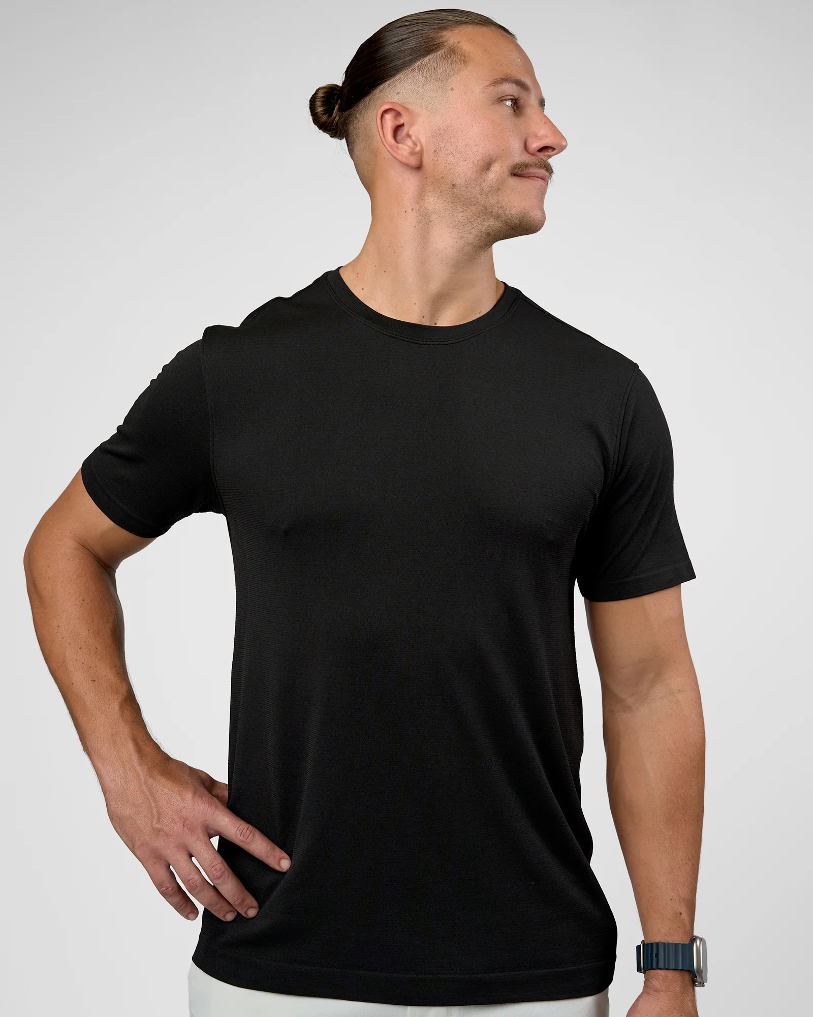 1417-aeroflx-seamless-set-in-tee-jacquard-black-1.webp AeroFLX+ Seamless Set In Tee Jacquard - Black