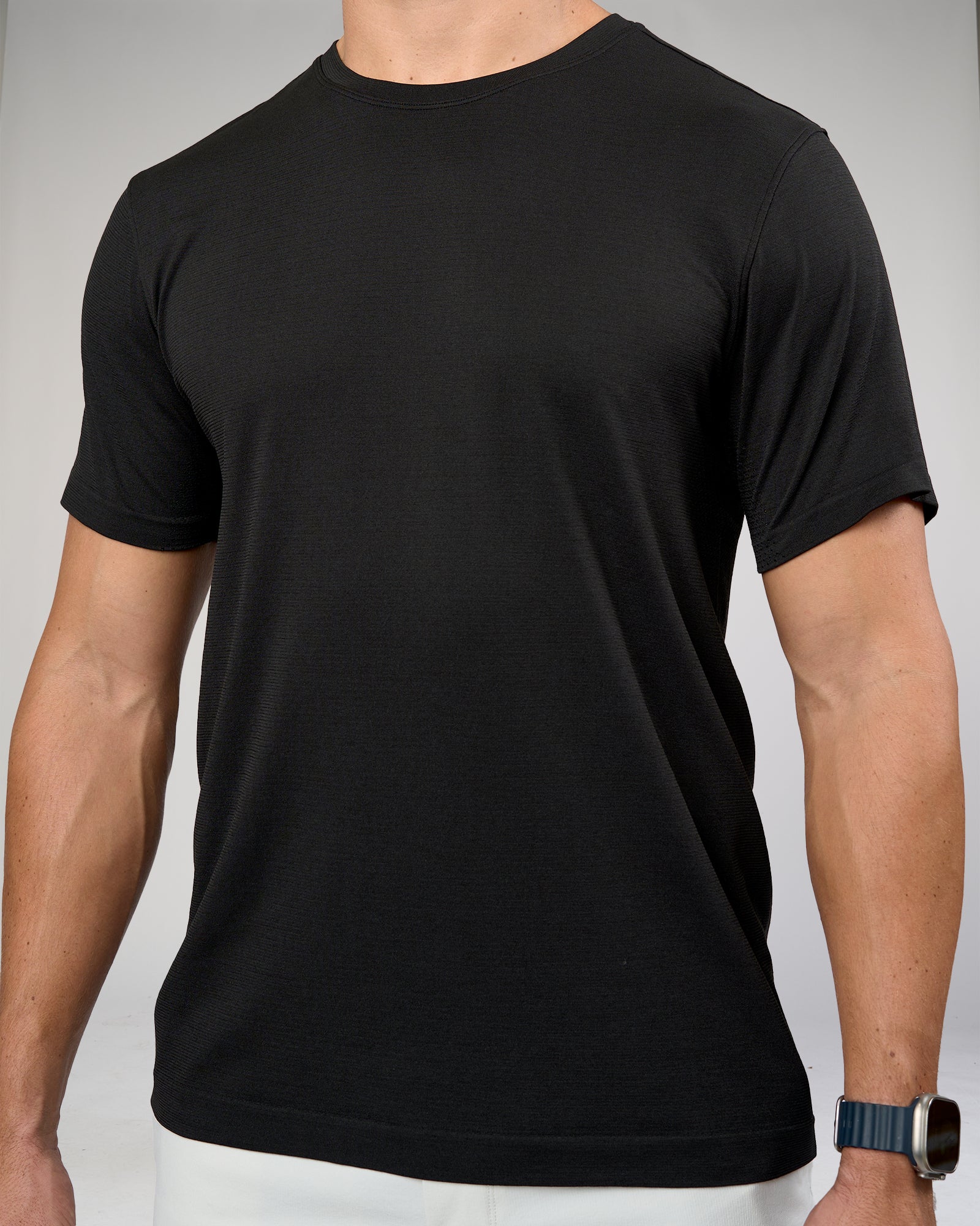 1417-aeroflx-seamless-set-in-tee-jacquard-black-5.jpg AeroFLX+ Seamless Set In Tee Jacquard - Black