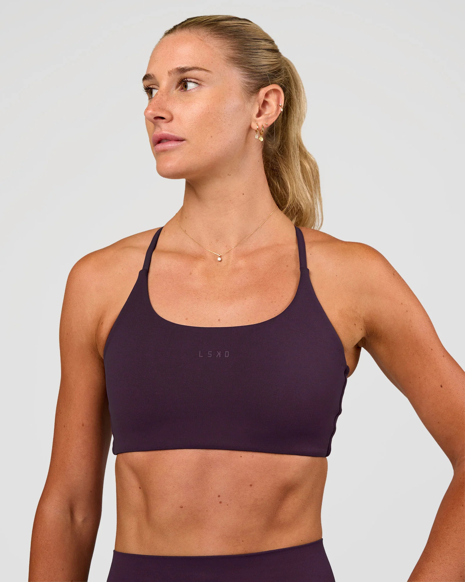 Twist Sports Bra - Midnight Plum