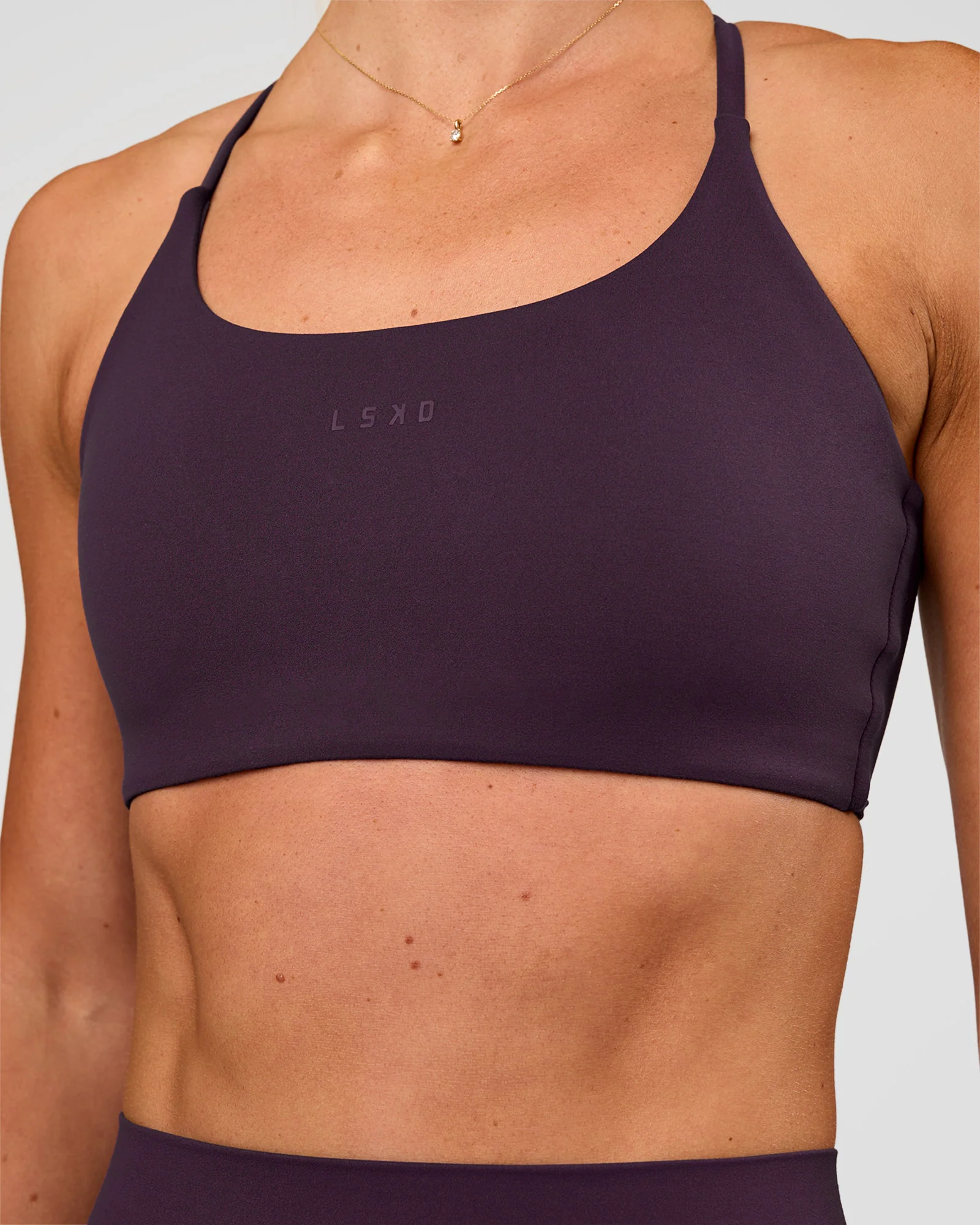 Twist Sports Bra - Midnight Plum