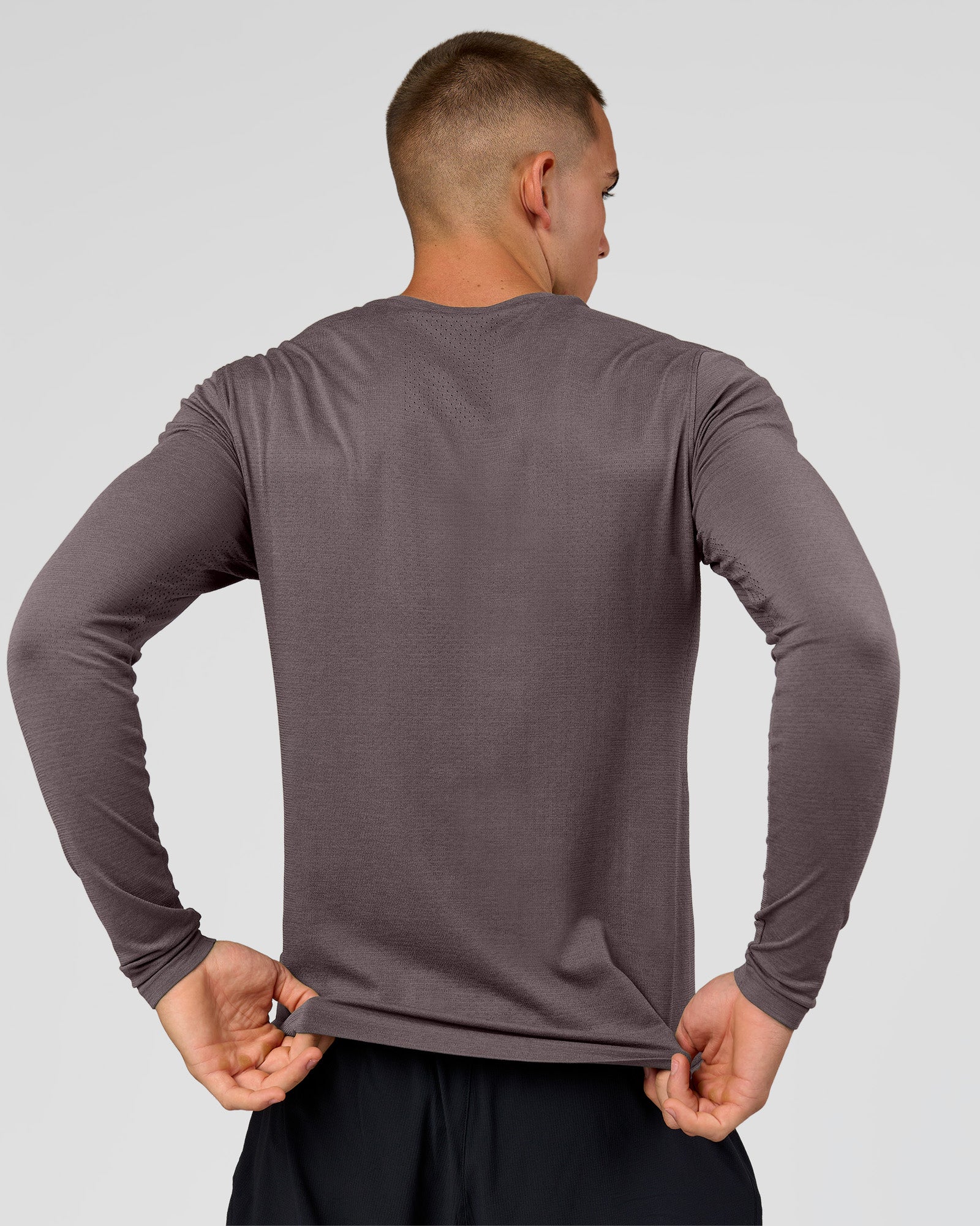 1425-aeroflx-seamless-long-sleeve-tee-set-in-sleeve-duskstone-duskstone-3.jpg AeroFLX+ Seamless Long Sleeve Tee (Set in Sleeve) - Duskstone/Duskstone