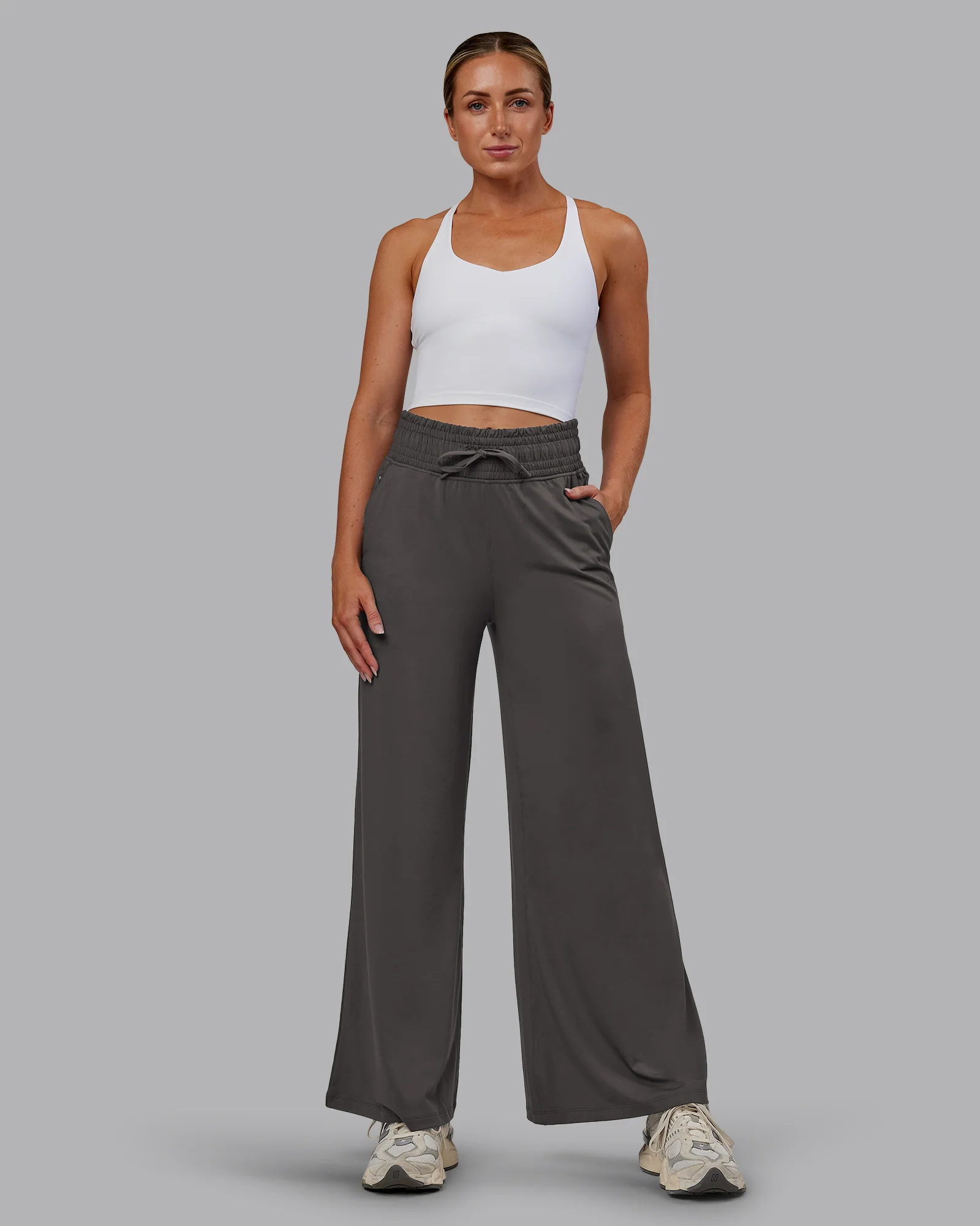 14261-restore-cloudflx-wide-leg-pant-dark-storm-2.webp Restore CloudFLX Wide Leg Pant - Dark Storm