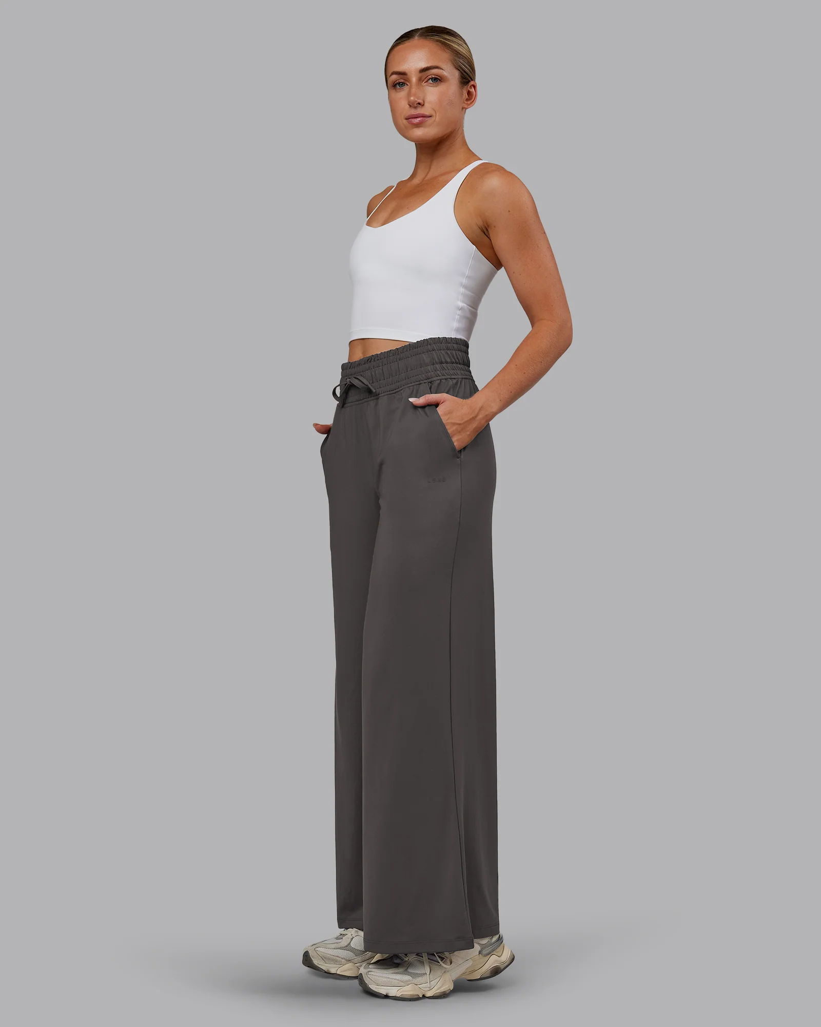 14261-restore-cloudflx-wide-leg-pant-dark-storm-5.webp Restore CloudFLX Wide Leg Pant - Dark Storm
