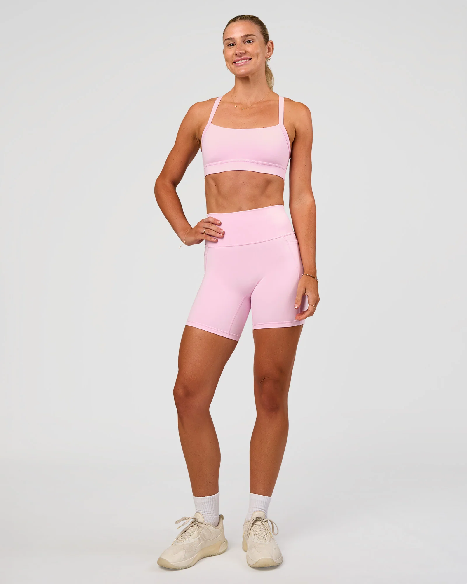 14302-momentum-sports-bra-marshmallow-8.webp Momentum Sports Bra - Marshmallow