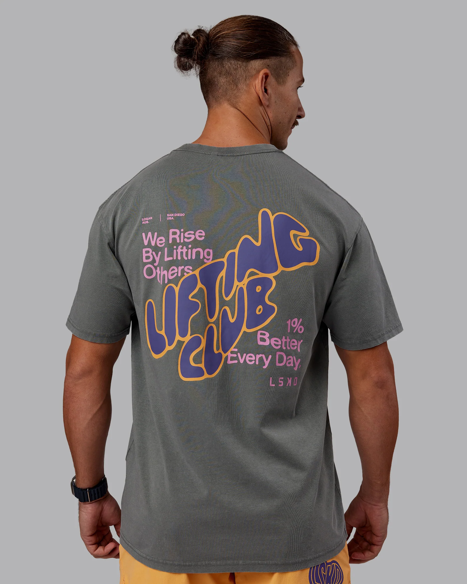 14329-rise-lift-washed-flxcotton-oversized-tee-graphite-purple-opulence-10.webp Rise & Lift Washed FLXCotton Oversized Tee - Graphite-Purple Opulence