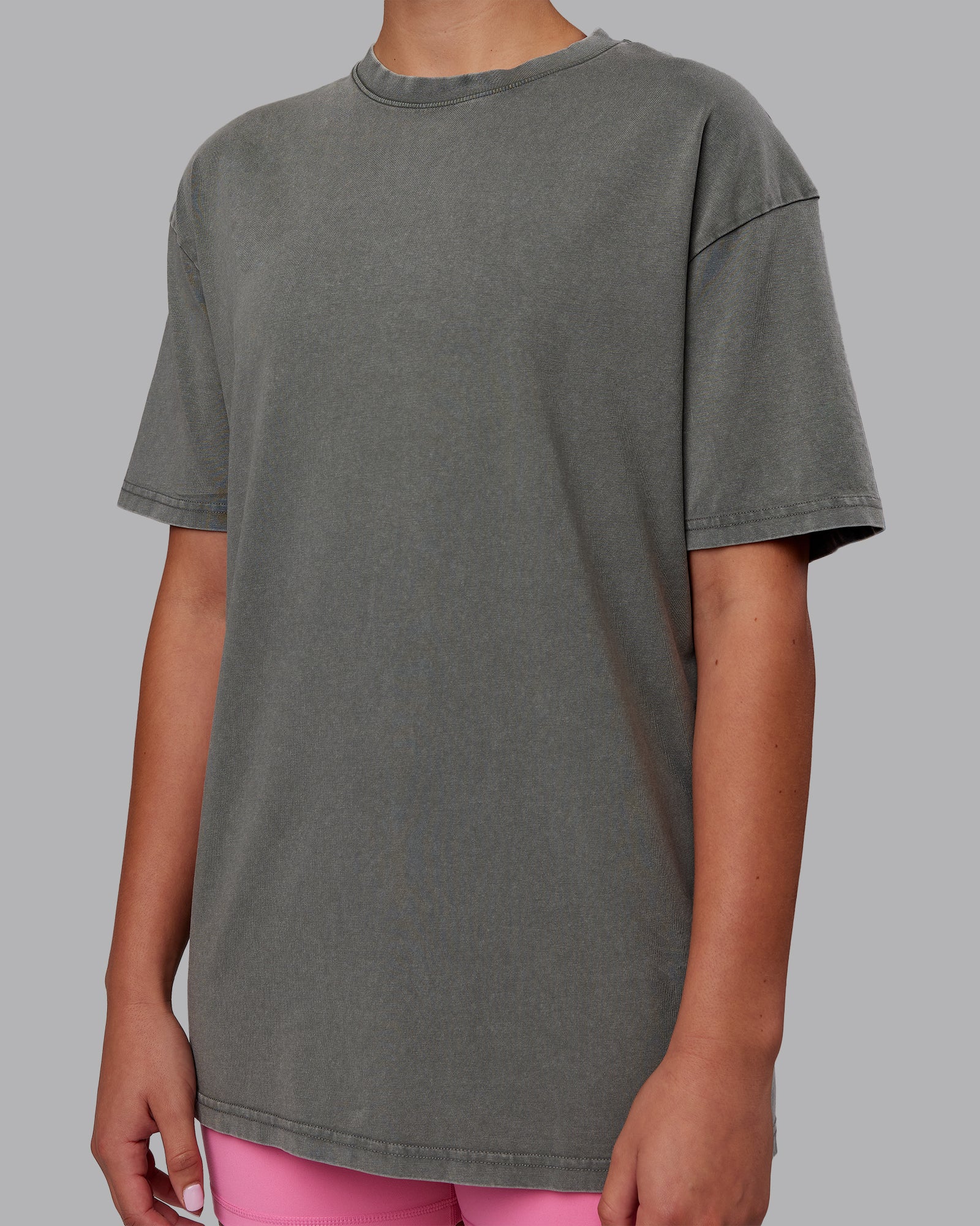 14329-rise-lift-washed-flxcotton-oversized-tee-graphite-purple-opulence-12.jpg Rise & Lift Washed FLXCotton Oversized Tee - Graphite-Purple Opulence