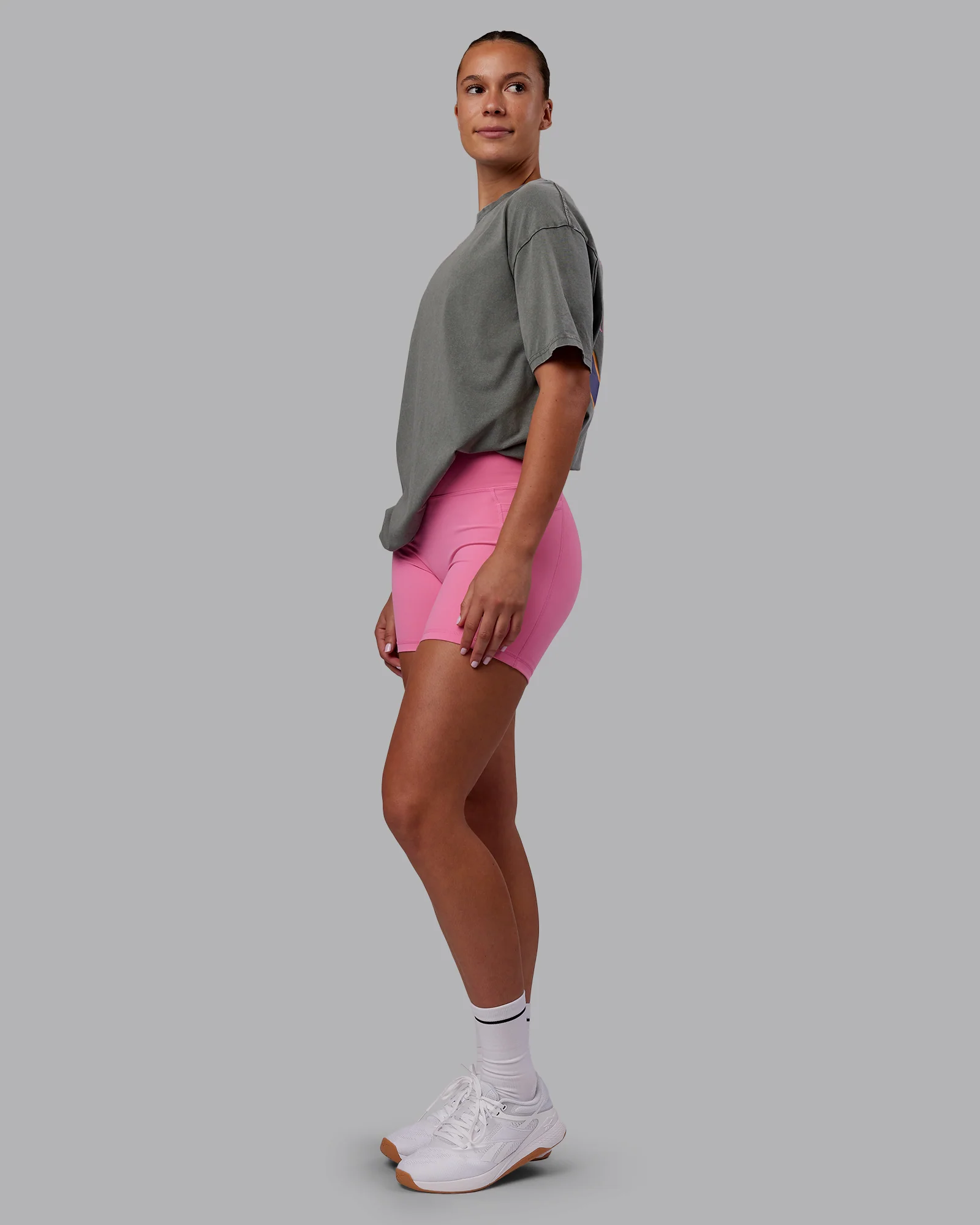 14329-rise-lift-washed-flxcotton-oversized-tee-graphite-purple-opulence-8.webp Rise & Lift Washed FLXCotton Oversized Tee - Graphite-Purple Opulence