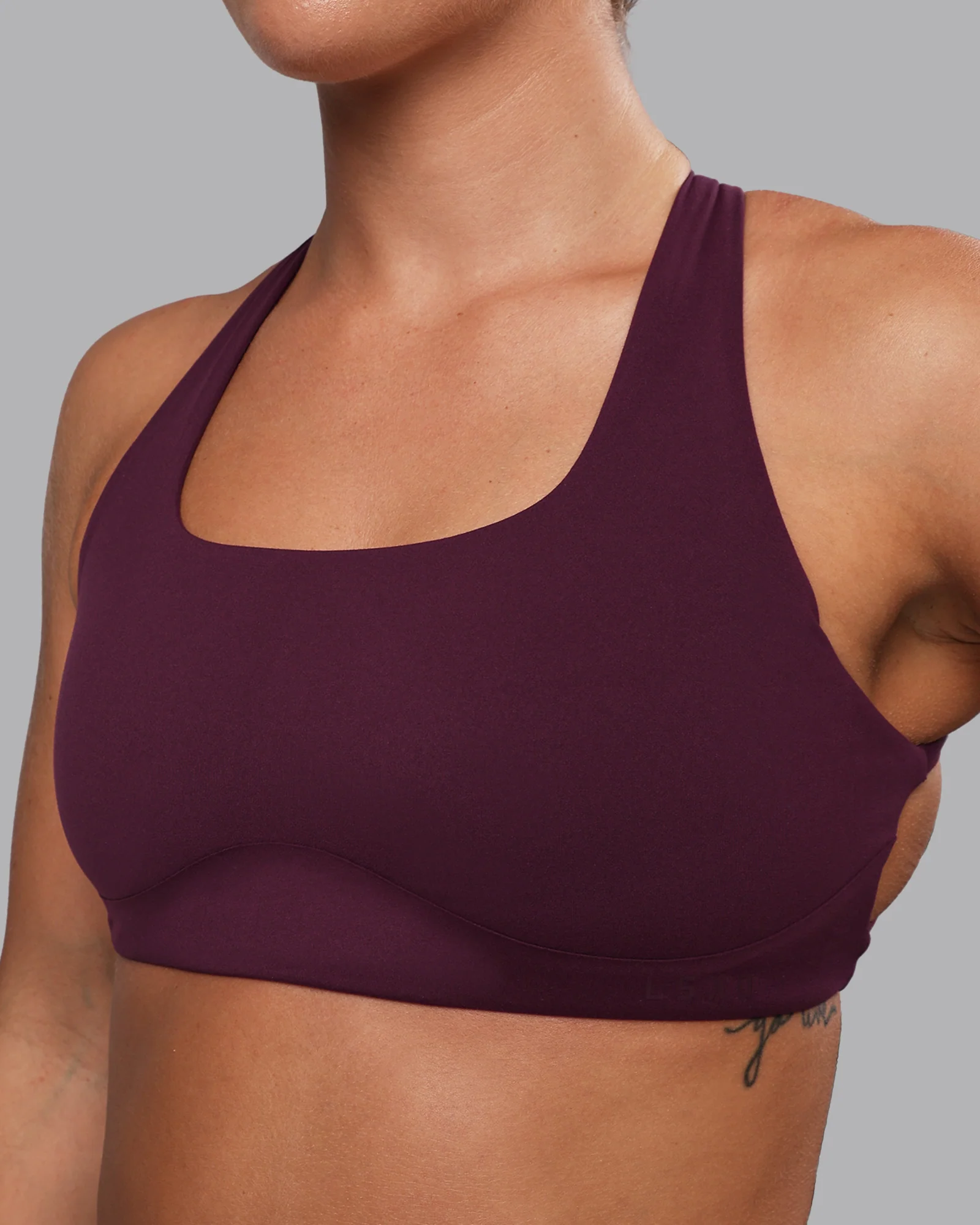 14357-aspire-sports-bra-cherry-lacquer-6.webp Aspire Sports Bra - Cherry Lacquer