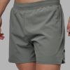 Challenger 6" Performance Short - Graphite