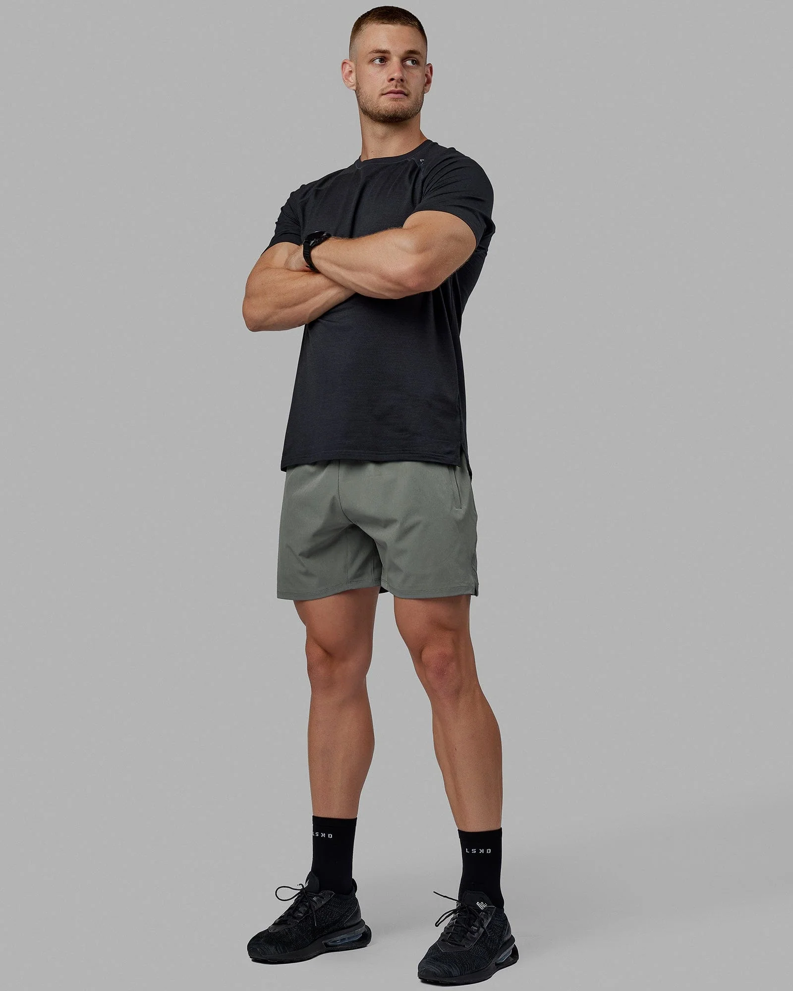 Challenger 6" Performance Short - Graphite