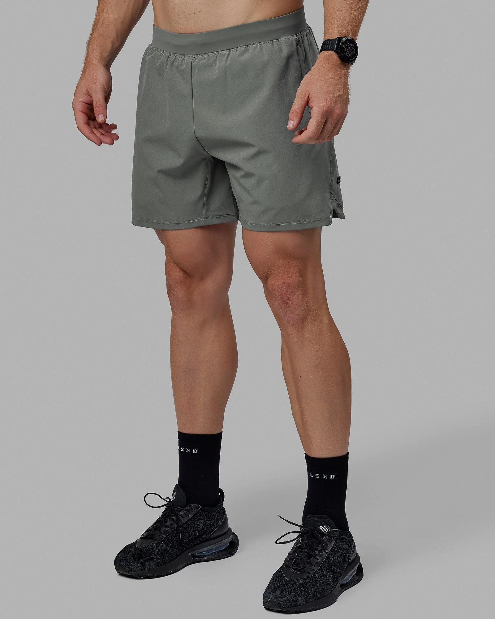 Challenger 6" Performance Short - Graphite