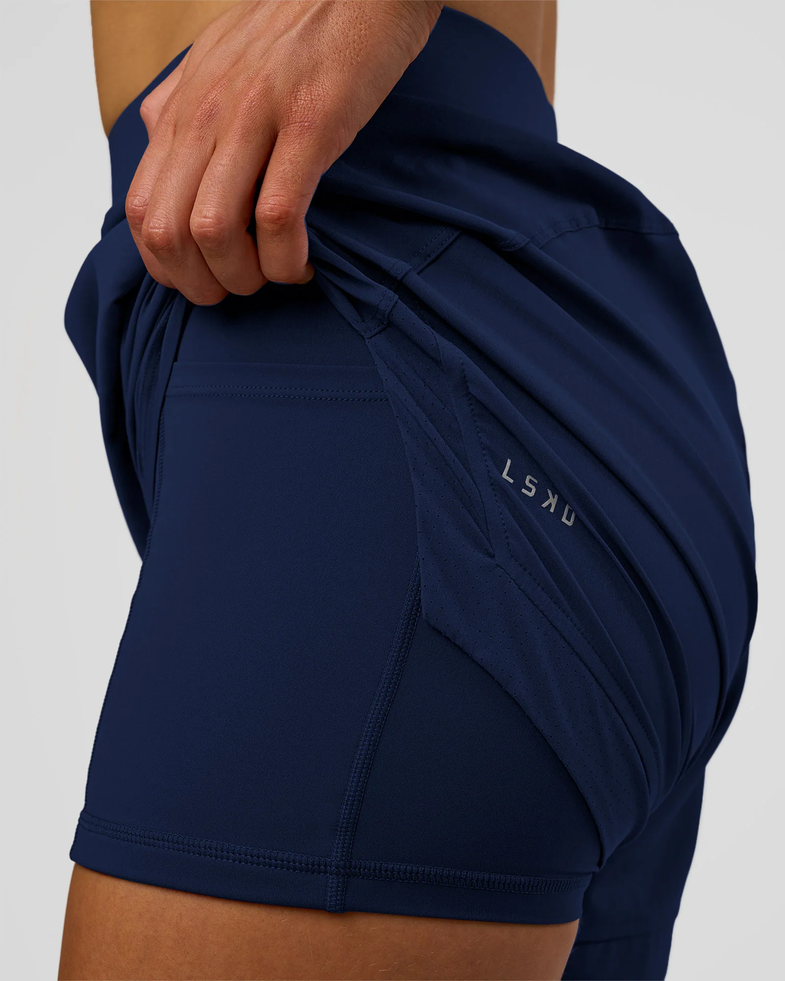 14500-challenger-5-lined-performance-short-future-navy-2.webp Challenger 5" Lined Performance Short - Future Navy