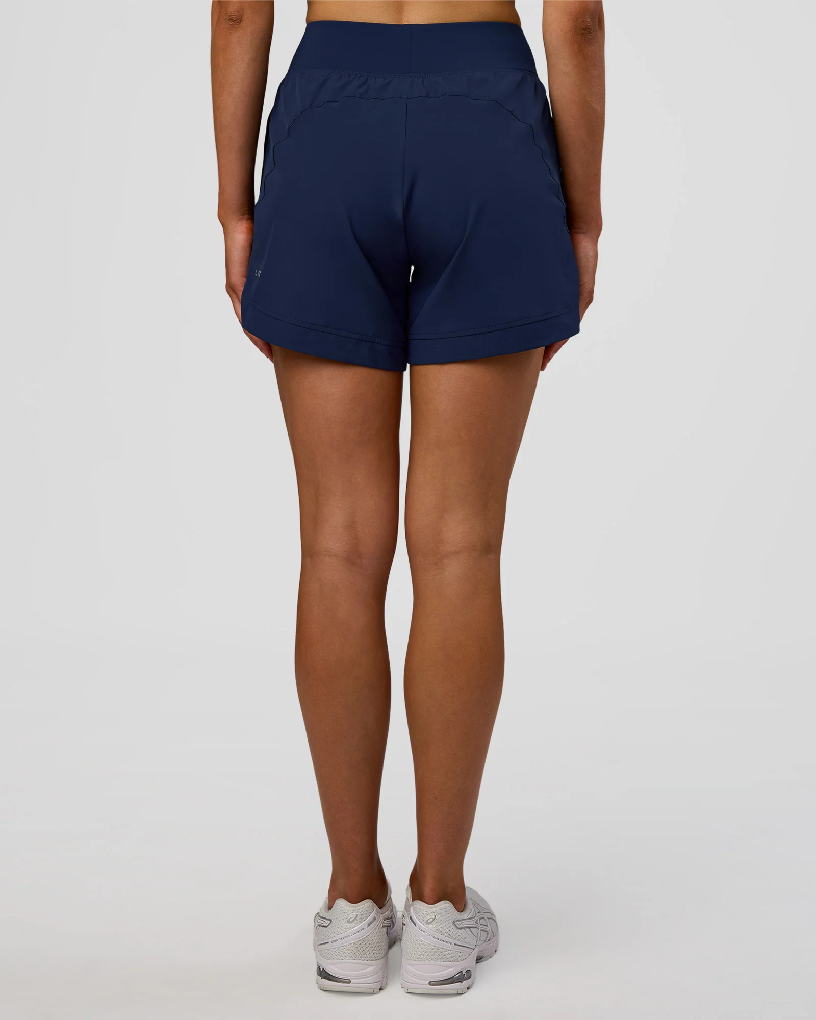 14500-challenger-5-lined-performance-short-future-navy-4.webp Challenger 5" Lined Performance Short - Future Navy