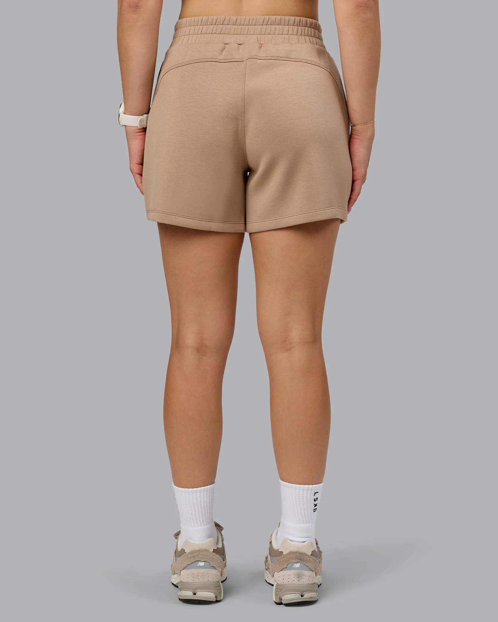 14635-elevate-softtouch-4-short-light-taupe-4.webp Elevate SoftTouch 4" Short - Light taupe