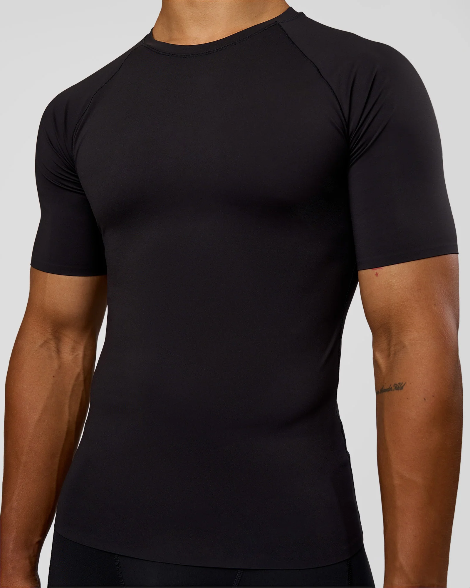 14723-basetech-tee-black-6.webp BaseTech Tee - Black