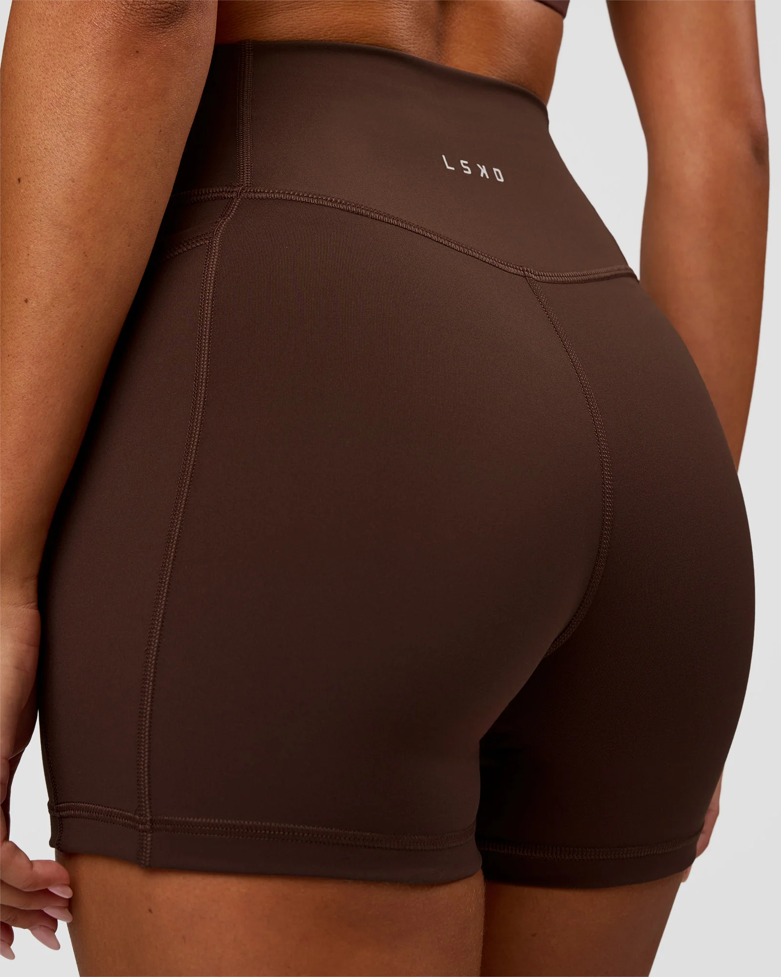 Fusion Ultra High-Rise 4" Short Pockets - Hot Chocolate