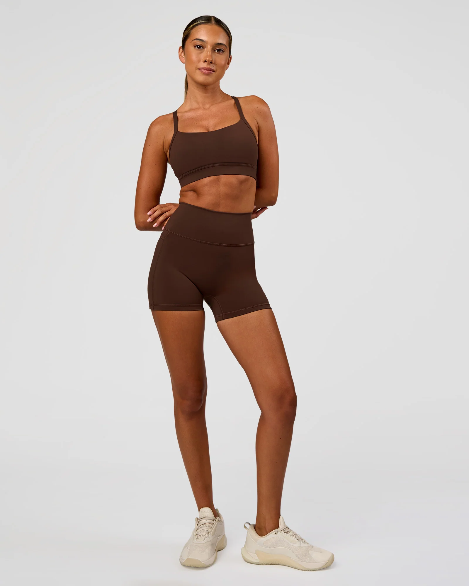 Fusion Ultra High-Rise 4" Short Pockets - Hot Chocolate