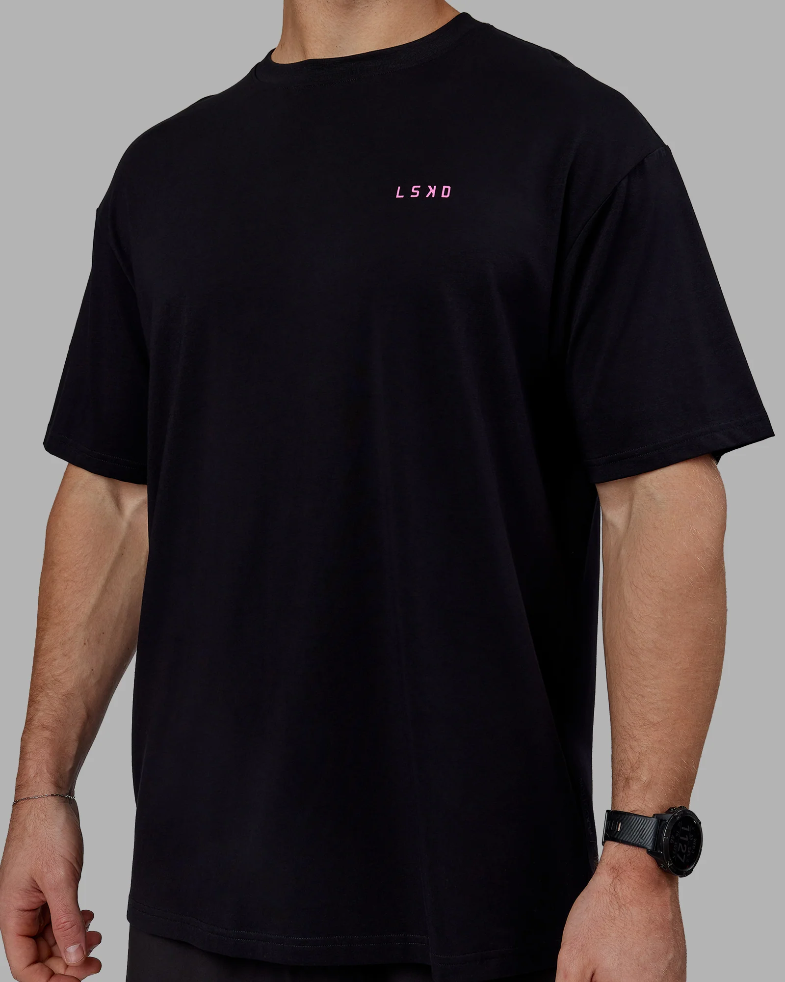 14843-unisex-lift-up-flxcotton-tee-oversize-black-fuschia-pink-8.webp Unisex Lift-Up FLXCotton Tee Oversize - Black-Fuschia Pink