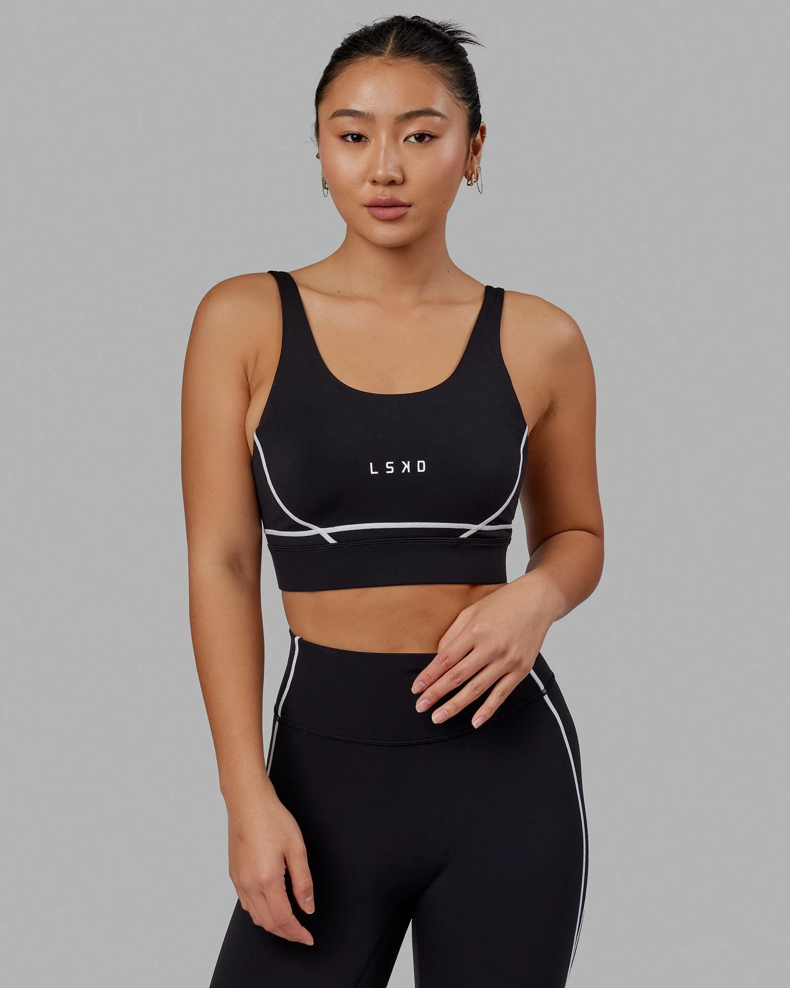 15015-pulse-sports-bra-black-1.webp Pulse Sports Bra - Black