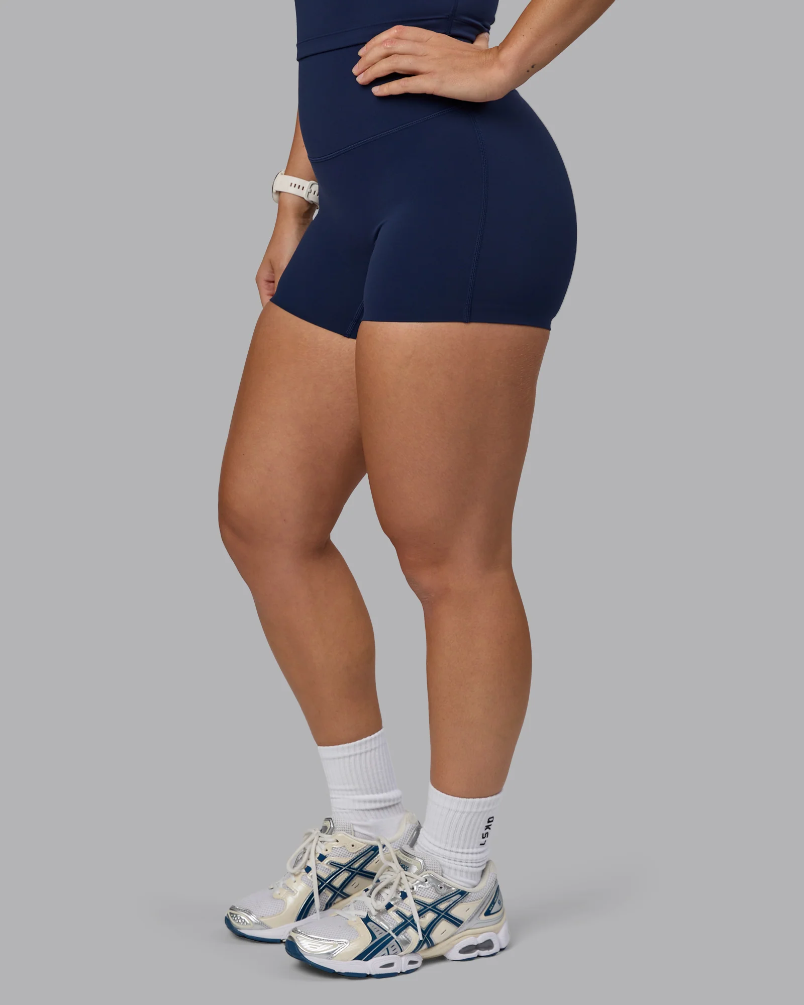 1502-elixir-ultra-high-rise-4-short-future-navy-6.webp Elixir Ultra High-Rise 4" Short - Future Navy