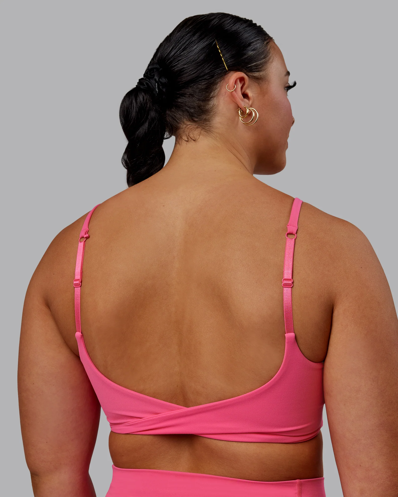 15070-twist-sports-bra-carmine-rose-5.webp Twist Sports Bra - Carmine Rose