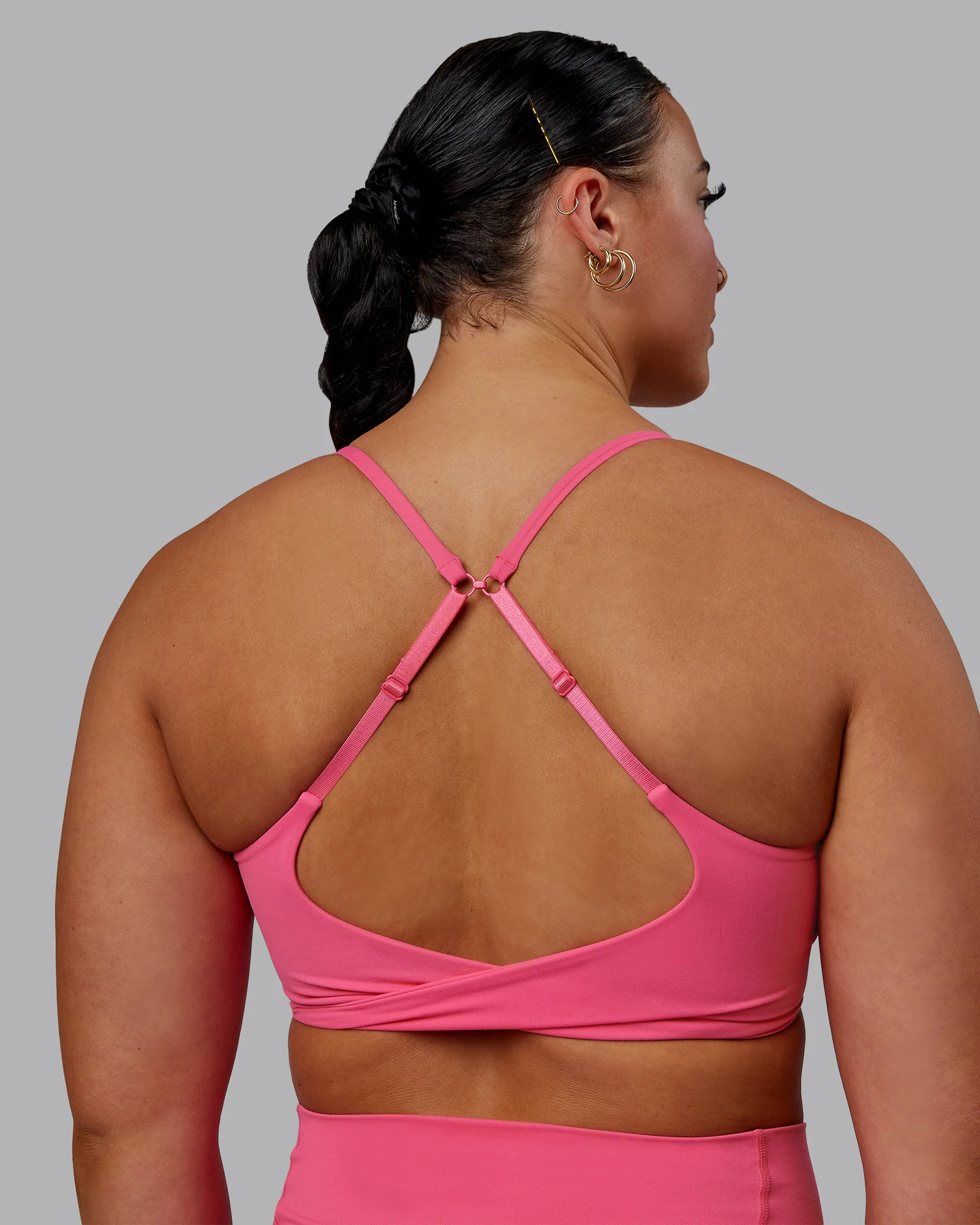 15070-twist-sports-bra-carmine-rose-7.webp Twist Sports Bra - Carmine Rose