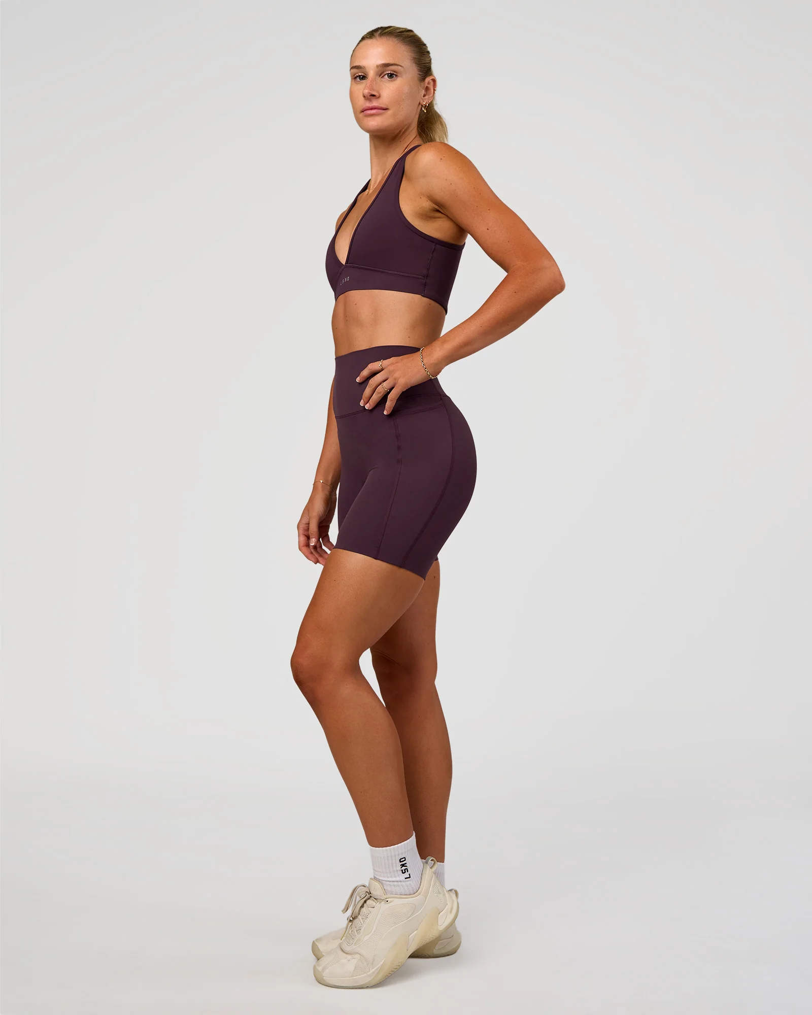 15105-stamina-sports-bra-midnight-plum-6.webp Stamina Sports Bra - Midnight Plum