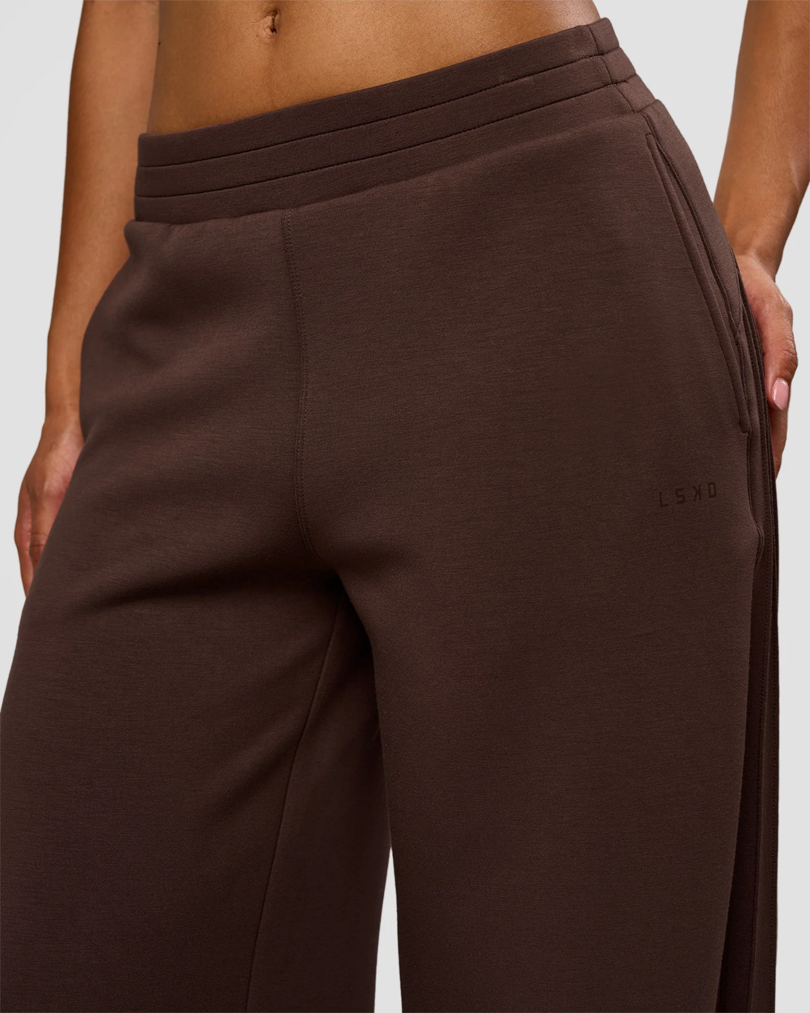 1511-cf-elevate-softtouch-pintuck-wide-leg-pant-hot-chocolate-8.webp CF Elevate SoftTouch Pintuck Wide Leg Pant - Hot Chocolate
