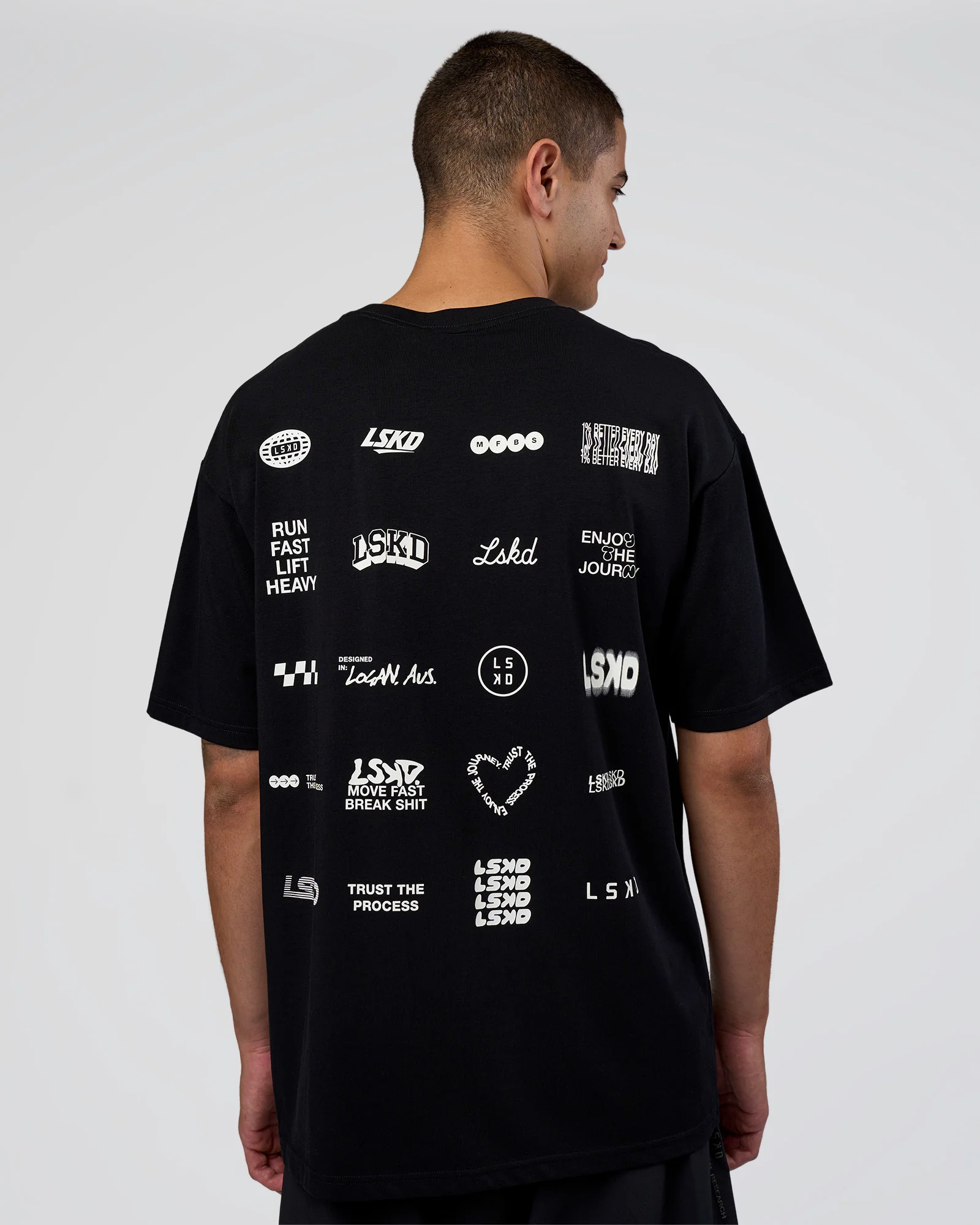 15123-grid-flxcotton-oversized-tee-black-white-1.webp Grid FLXCotton Oversized Tee - Black-White