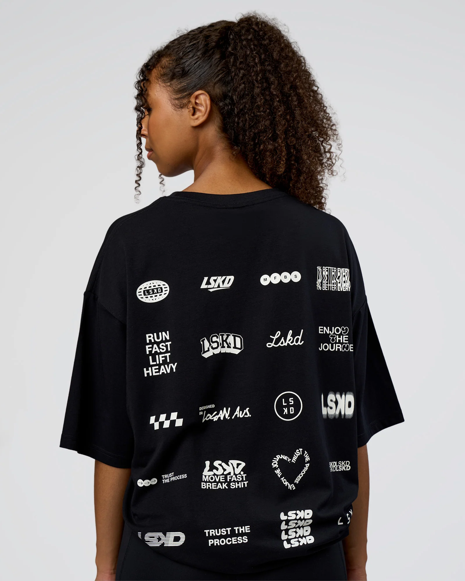 15123-grid-flxcotton-oversized-tee-black-white-3.webp Grid FLXCotton Oversized Tee - Black-White