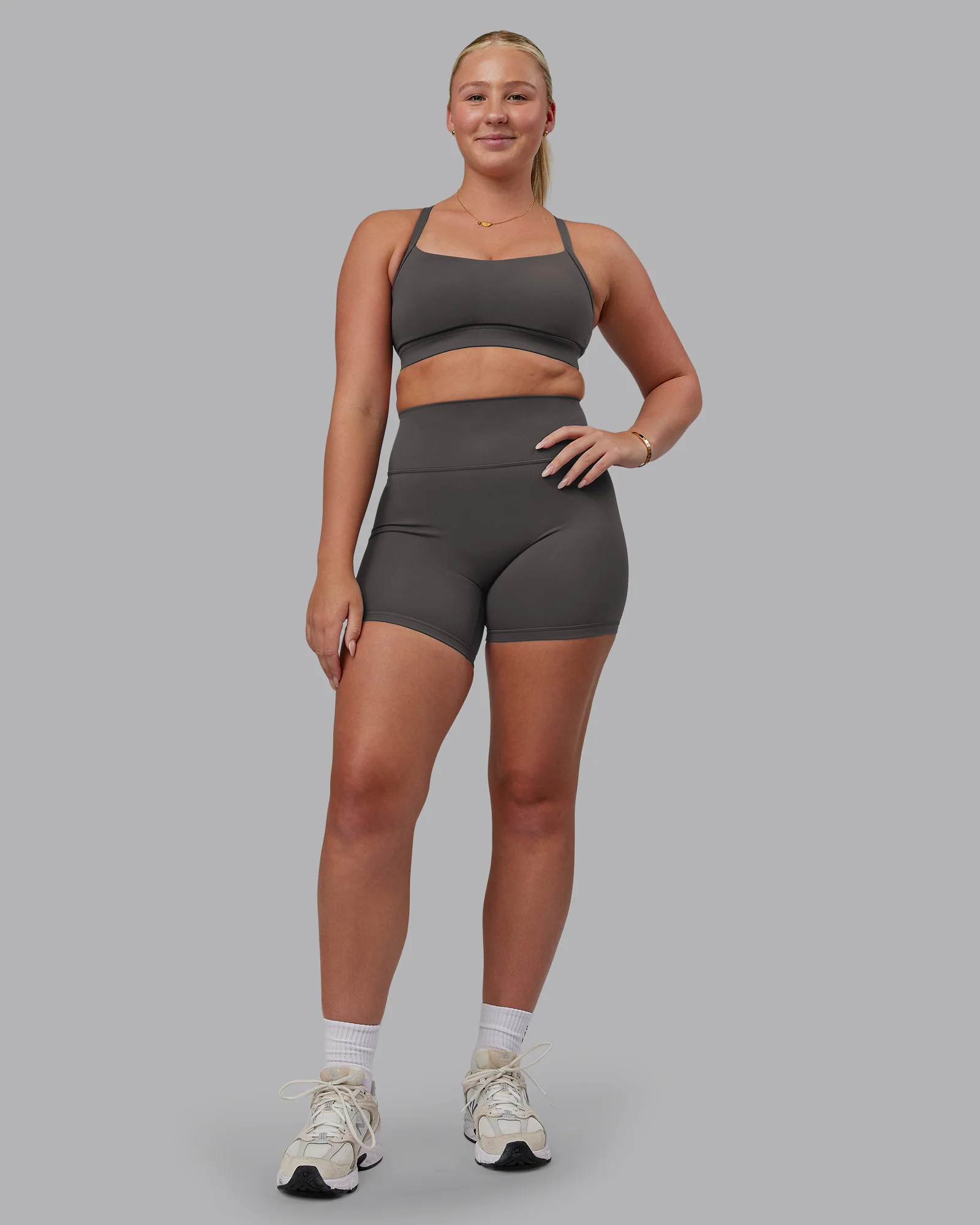 Momentum Sports Bra D/DD/E - Dark Storm