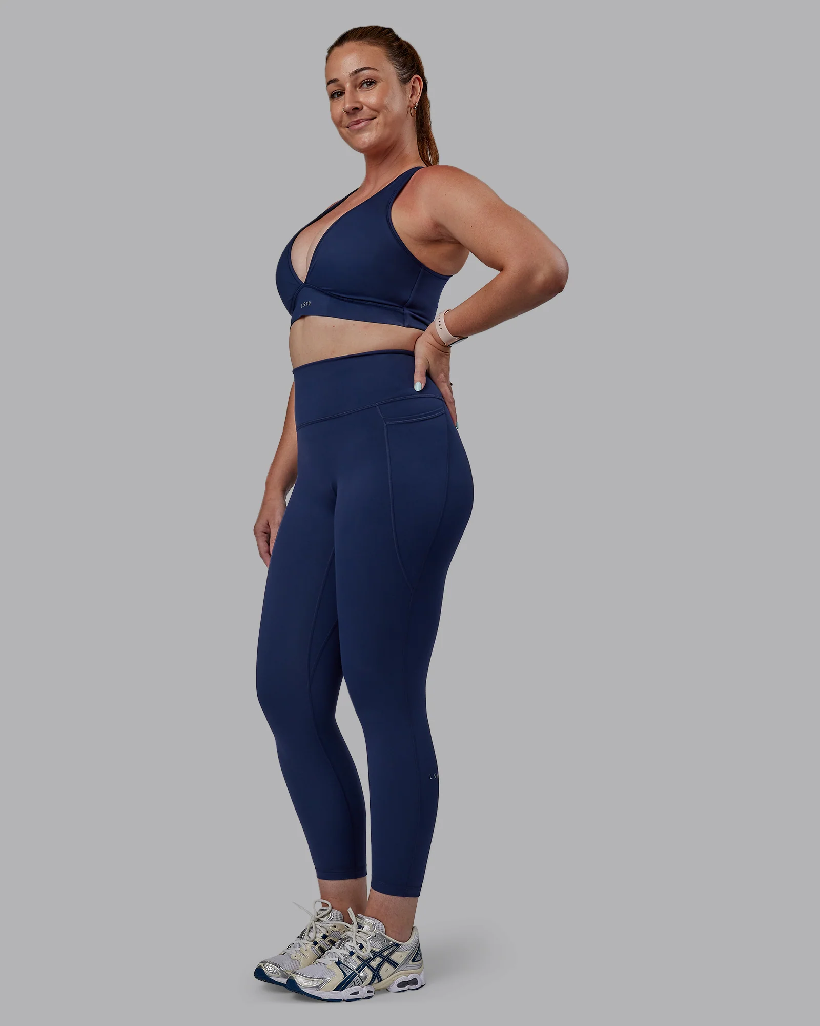 15150-stamina-sports-bra-d-dd-e-future-navy-5.webp Stamina Sports Bra D/DD/E - Future Navy