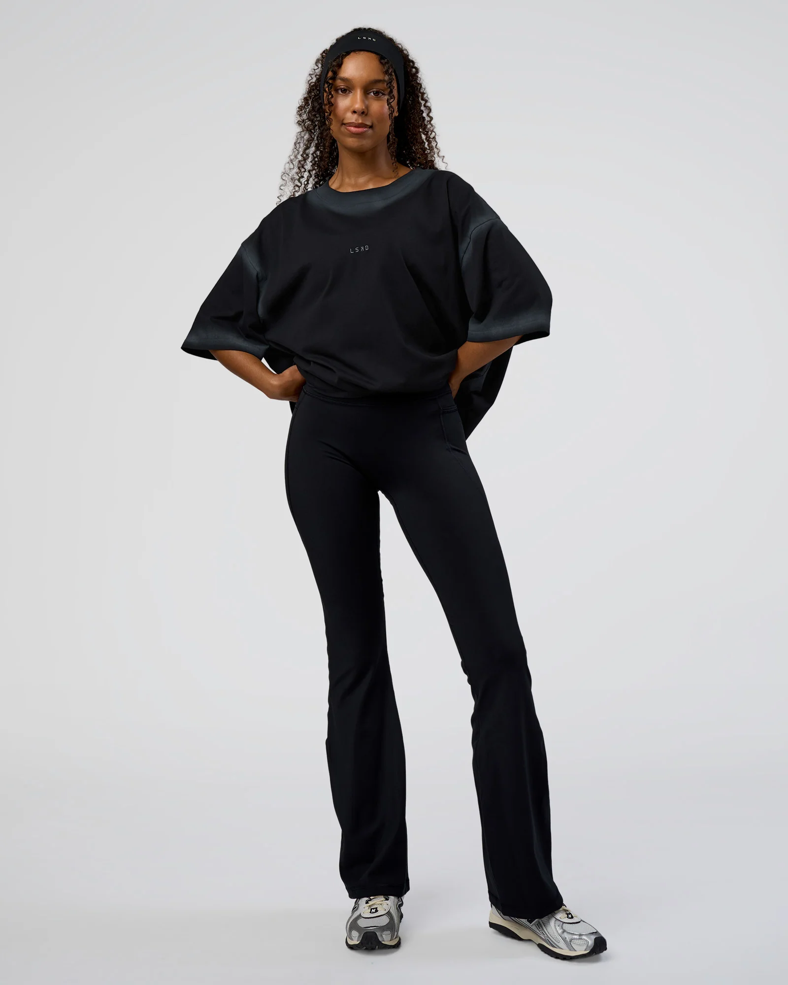 15302-urban-blur-heavyweight-unisex-oversized-tee-black-dark-storm-4.webp Urban Blur Heavyweight Unisex Oversized Tee - Black-Dark Storm