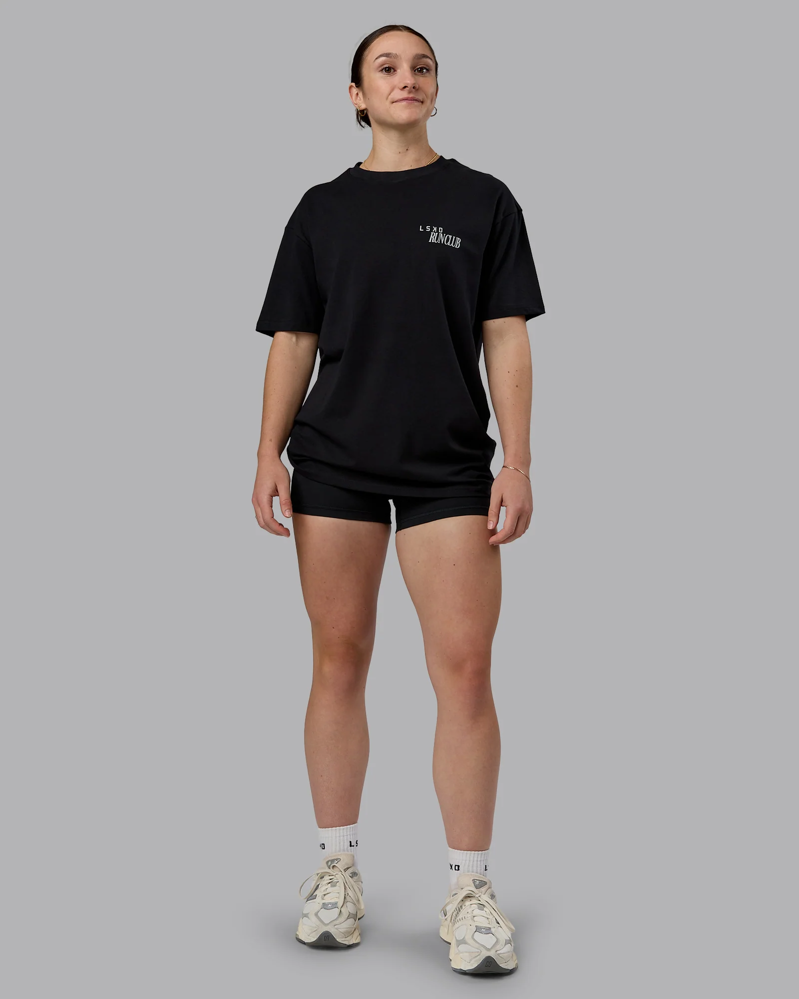 15385-run-love-flxcotton-oversized-tee-black-reflective-10.webp Run Love FLXCotton Oversized Tee - Black-Reflective