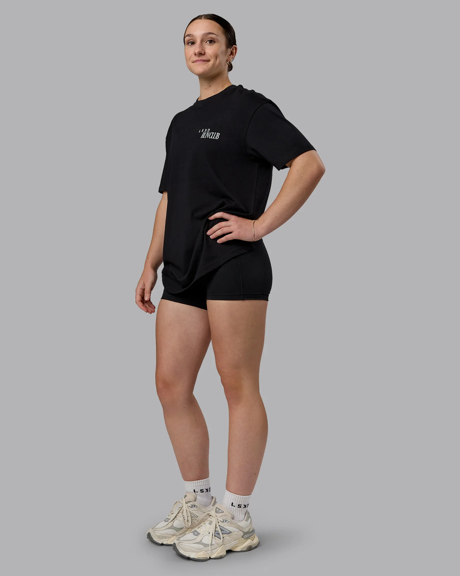 15385-run-love-flxcotton-oversized-tee-black-reflective-6.webp Run Love FLXCotton Oversized Tee - Black-Reflective