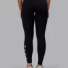 15421-rep-ultra-high-rise-full-length-legging-pockets-black-retro-blue-4.webp Rep Ultra High-Rise Full Length Legging Pockets - Black-Retro Blue