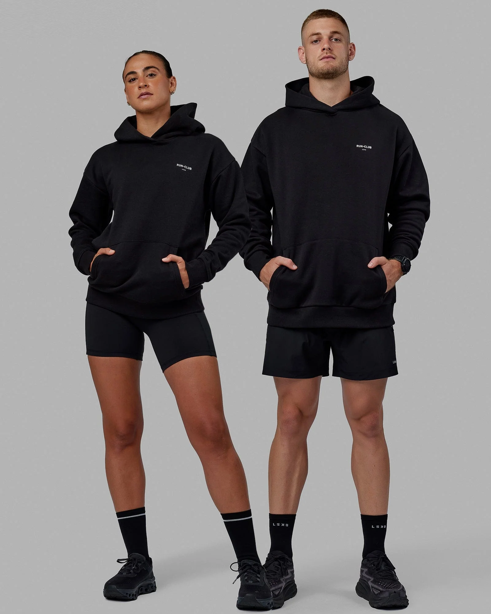 15483-run-club-hoodie-oversize-black-7.webp RUN-CLUB Hoodie Oversize - Black
